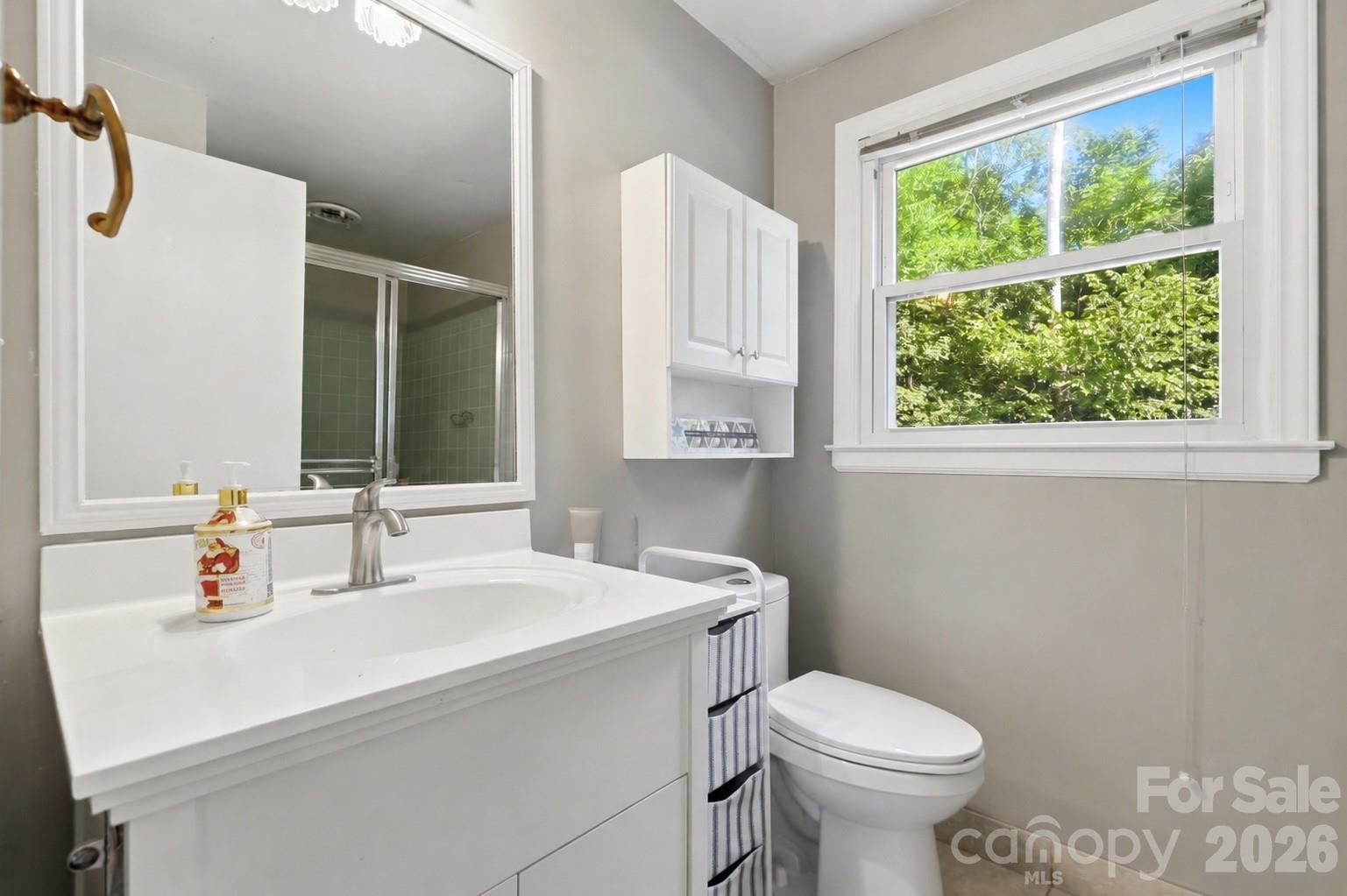 2620 Lynbridge Drive — Charlotte