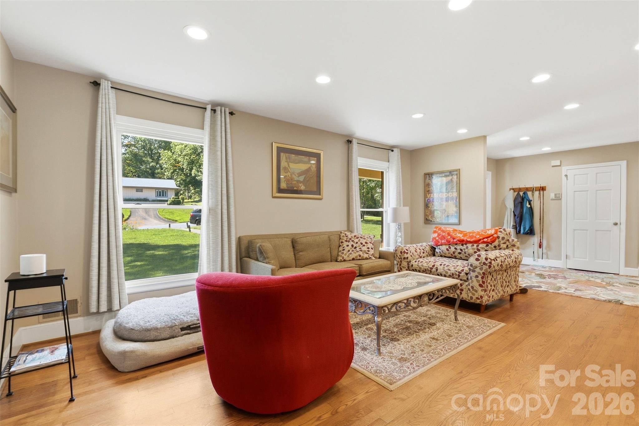 2620 Lynbridge Drive — Charlotte