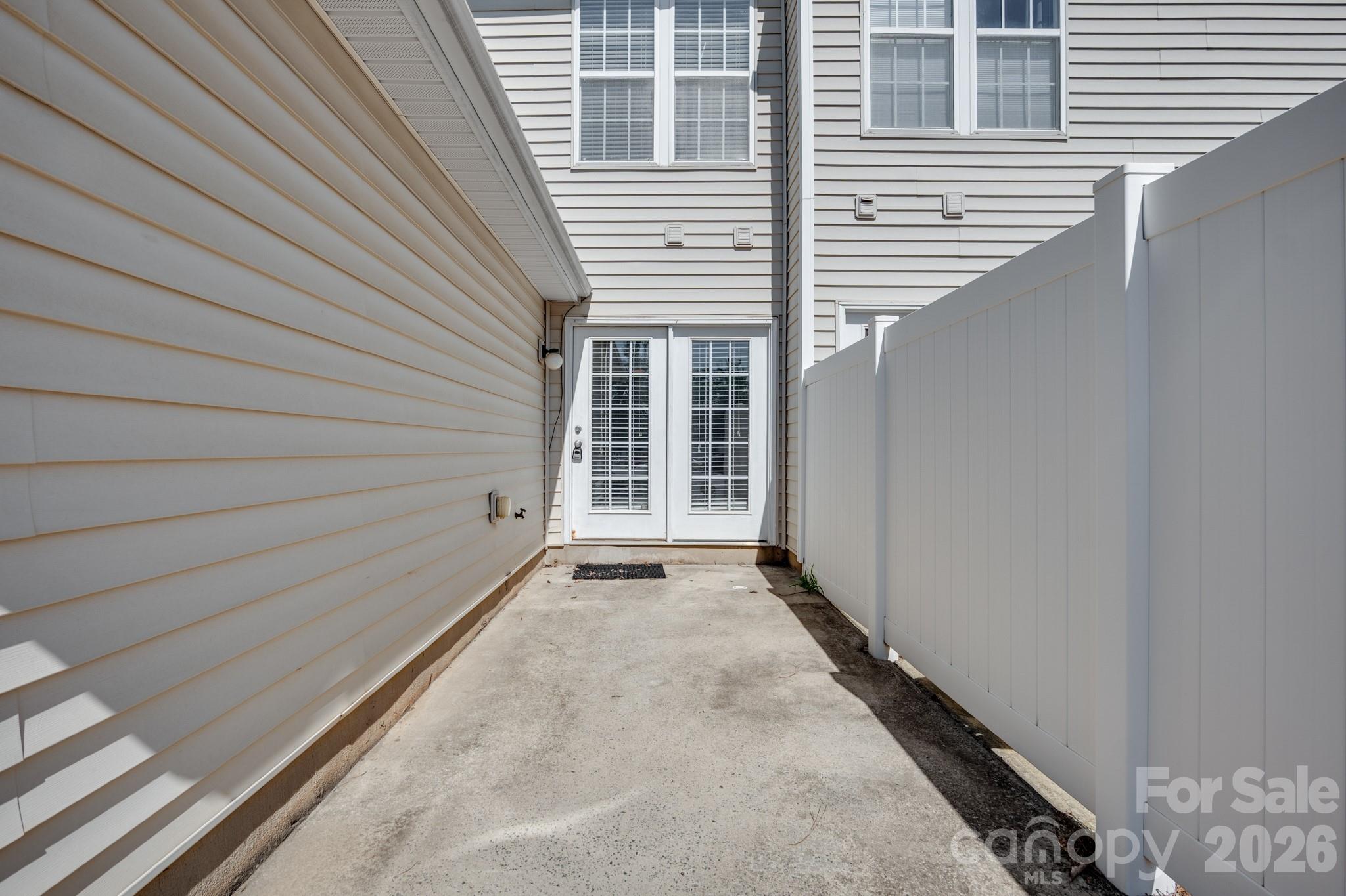 6172 Prosperity Church Road — Charlotte