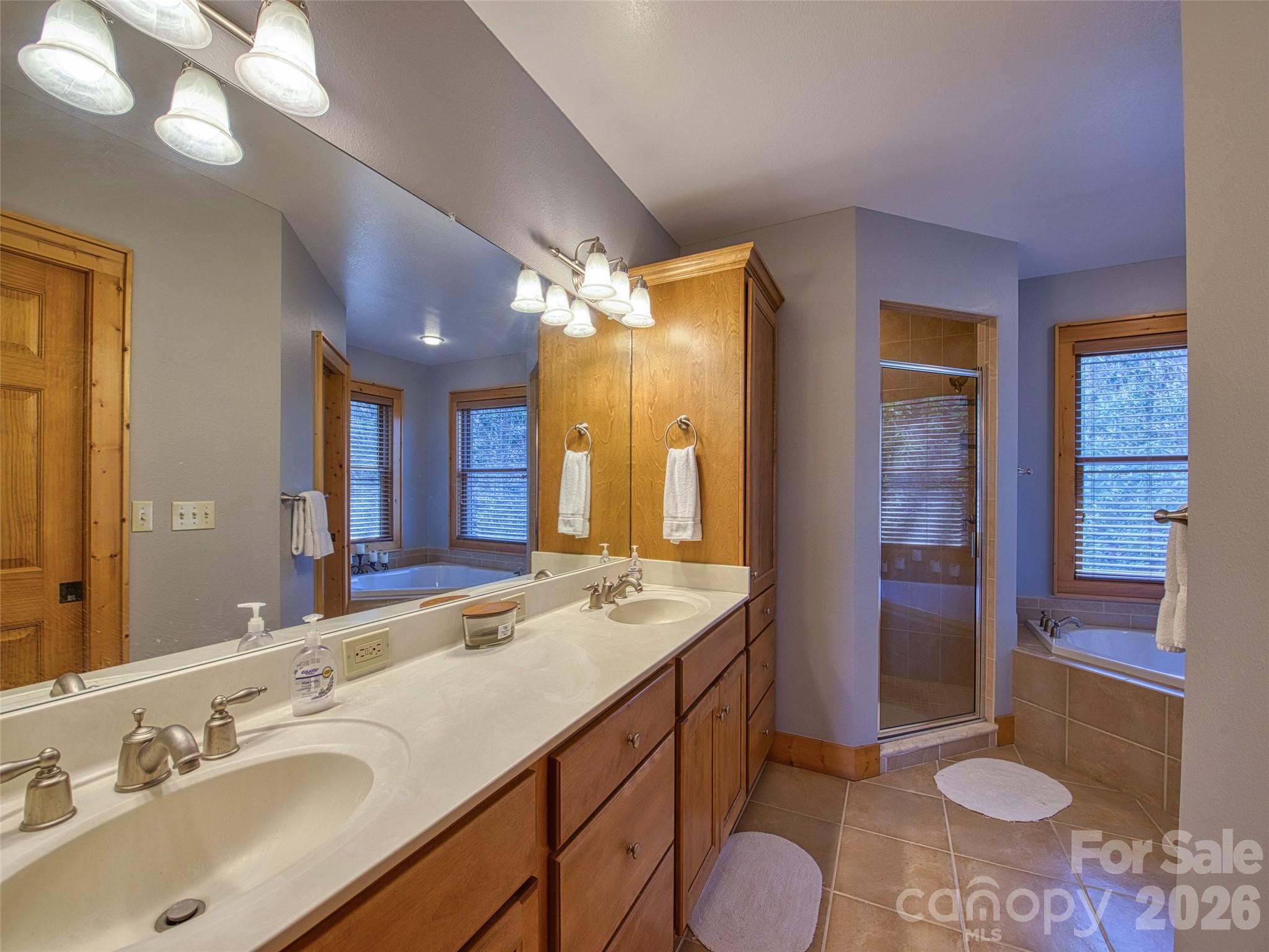 53 Kamama Trail — Maggie Valley