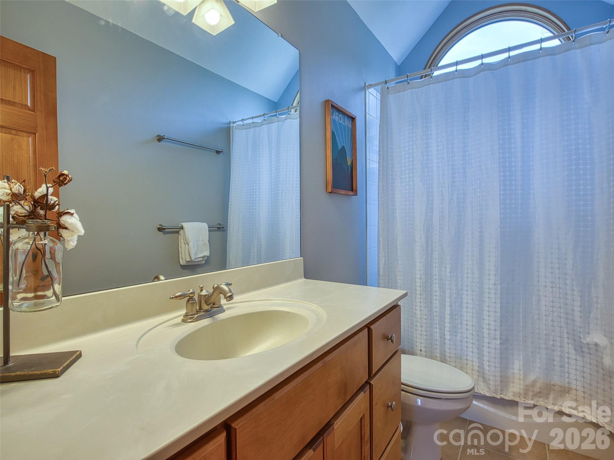 53 Kamama Trail — Maggie Valley