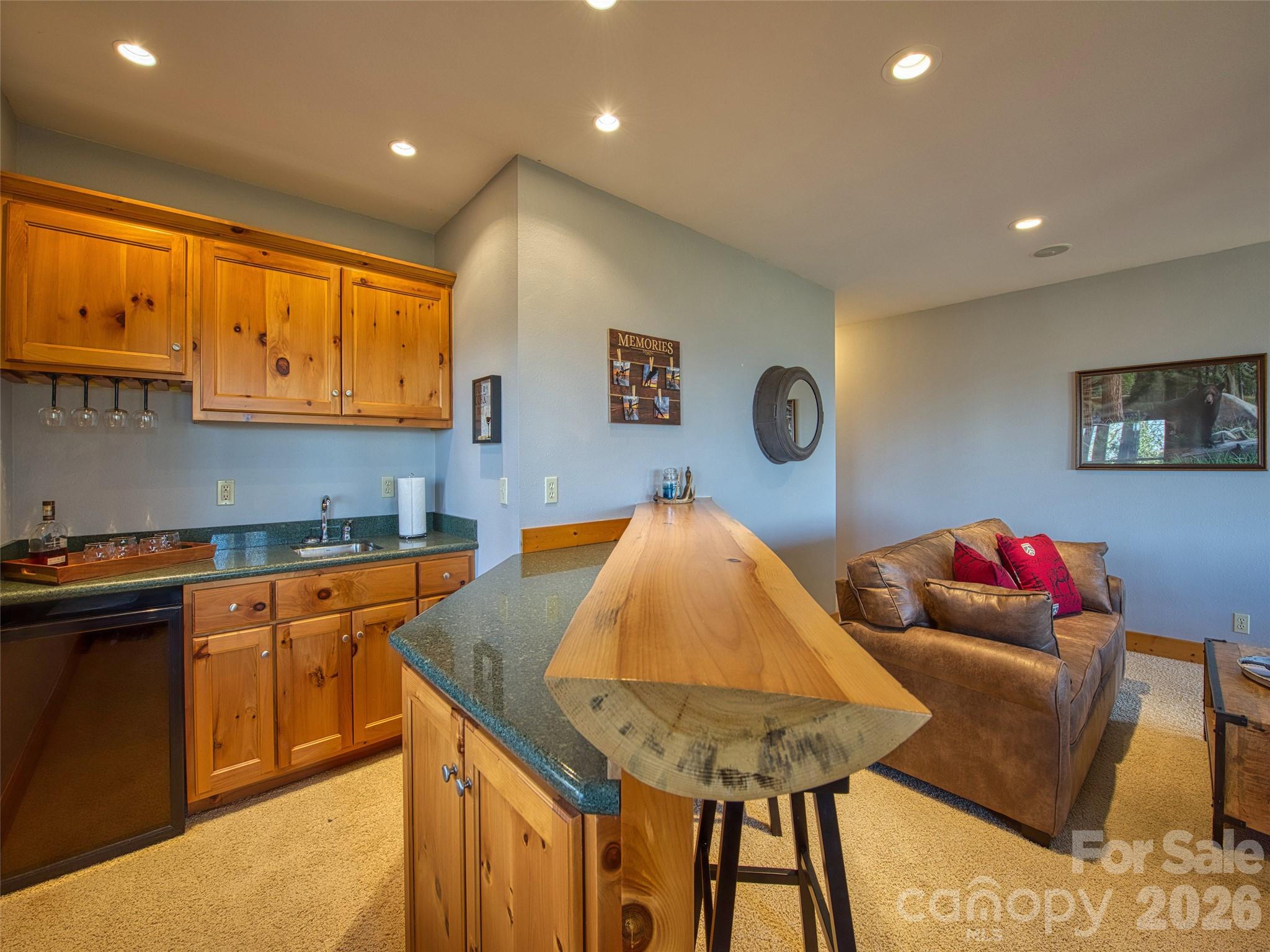 53 Kamama Trail — Maggie Valley
