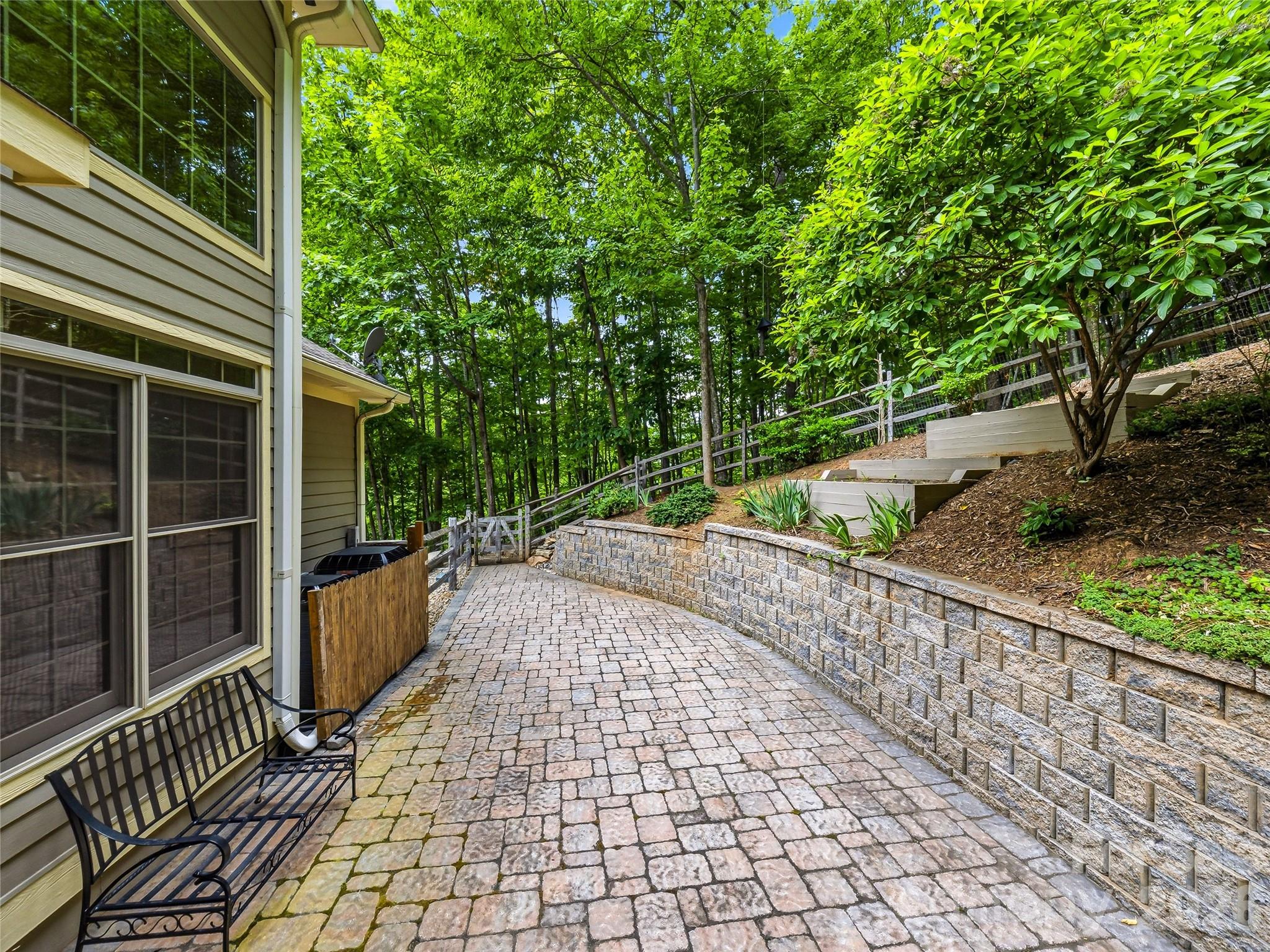 840 and 856 Stoney Stream Lane — Arden