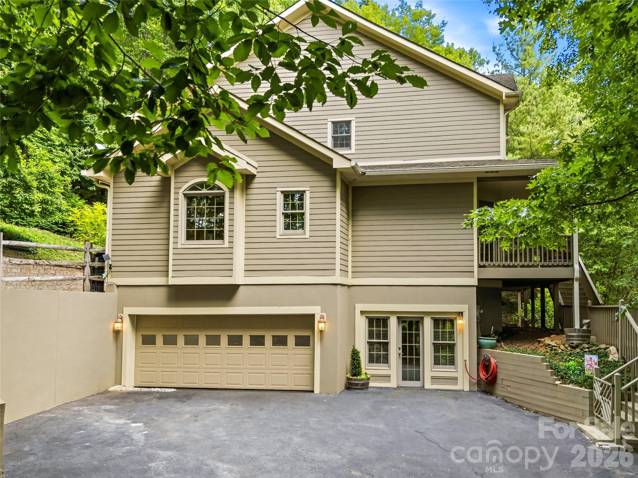 840 and 856 Stoney Stream Lane — Arden