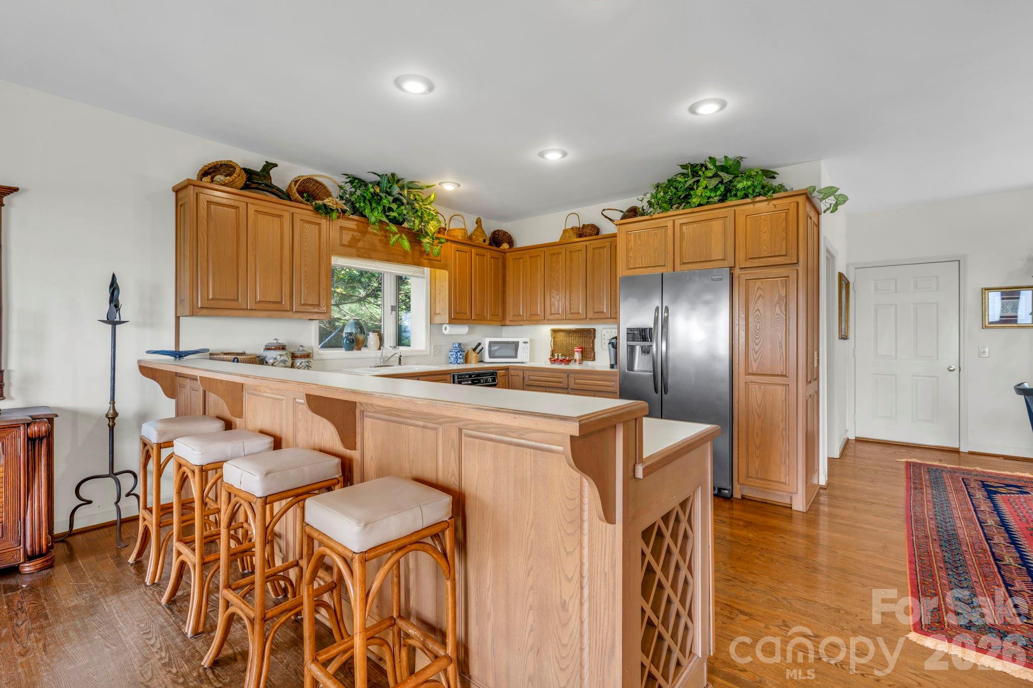 483 W Green Hill Drive — Blowing Rock
