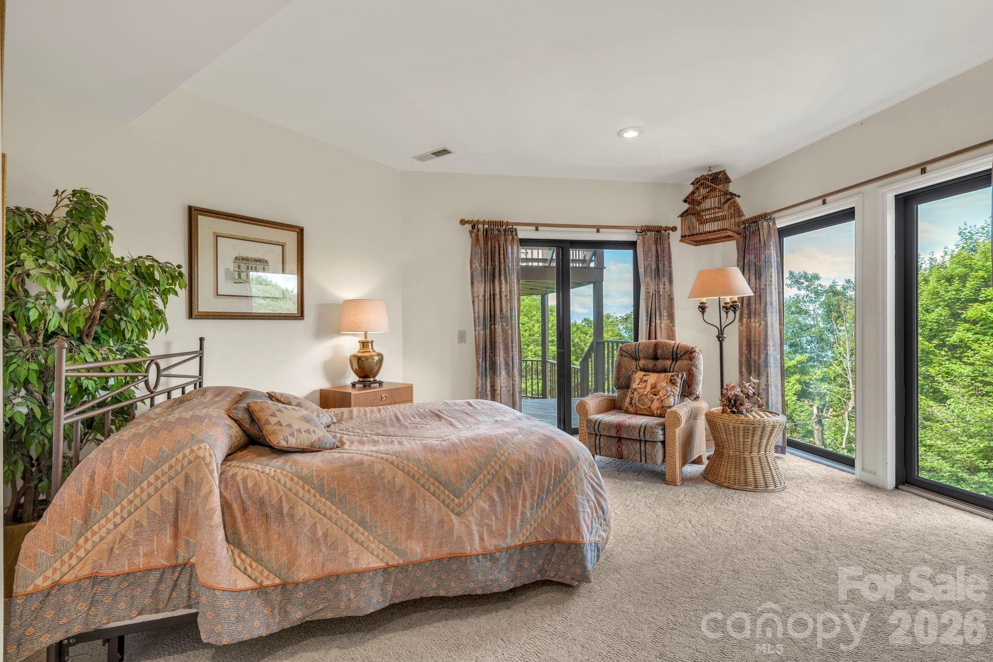 483 W Green Hill Drive — Blowing Rock
