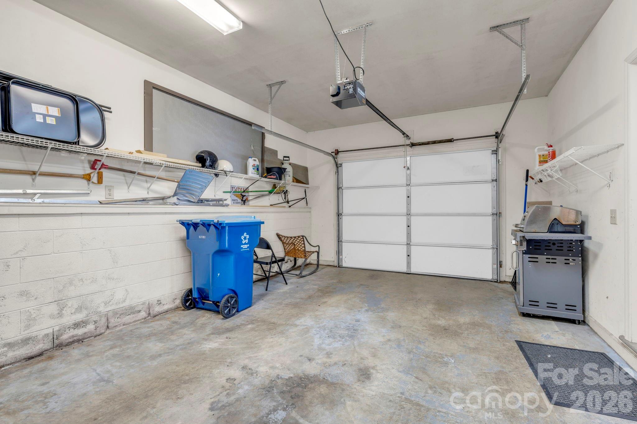 483 W Green Hill Drive — Blowing Rock