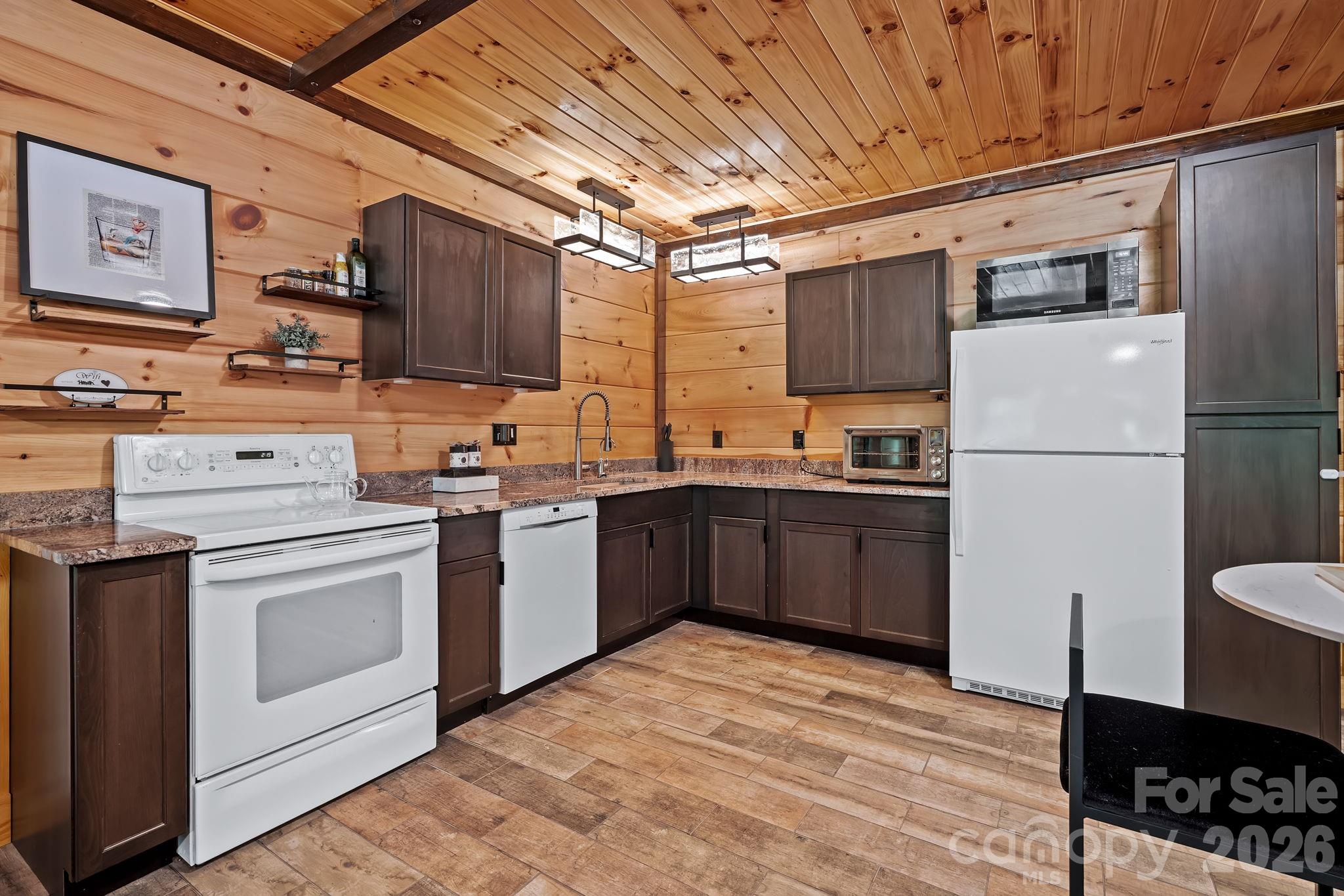 745 Mossy Oak Trail — Nebo