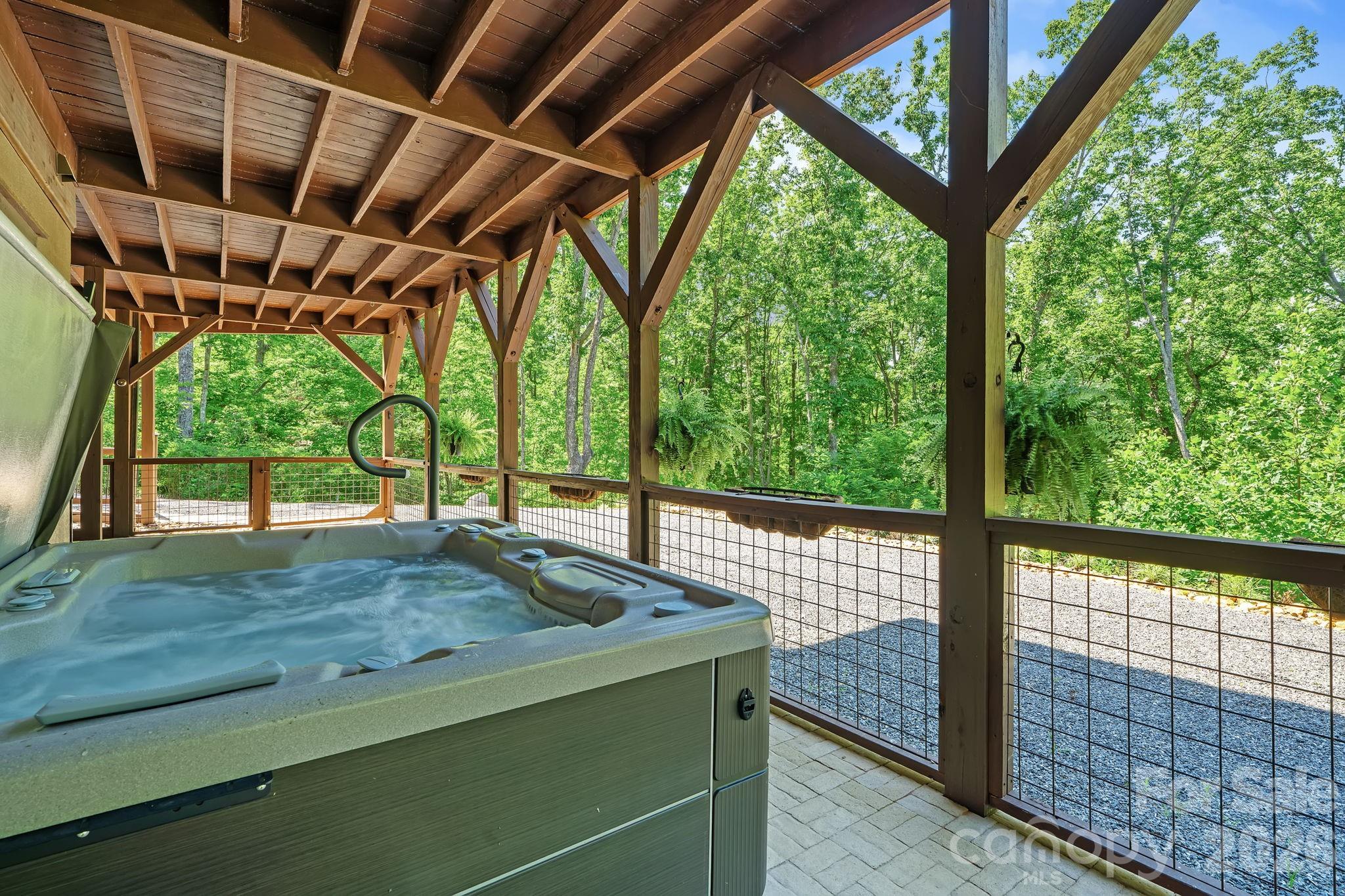 745 Mossy Oak Trail — Nebo