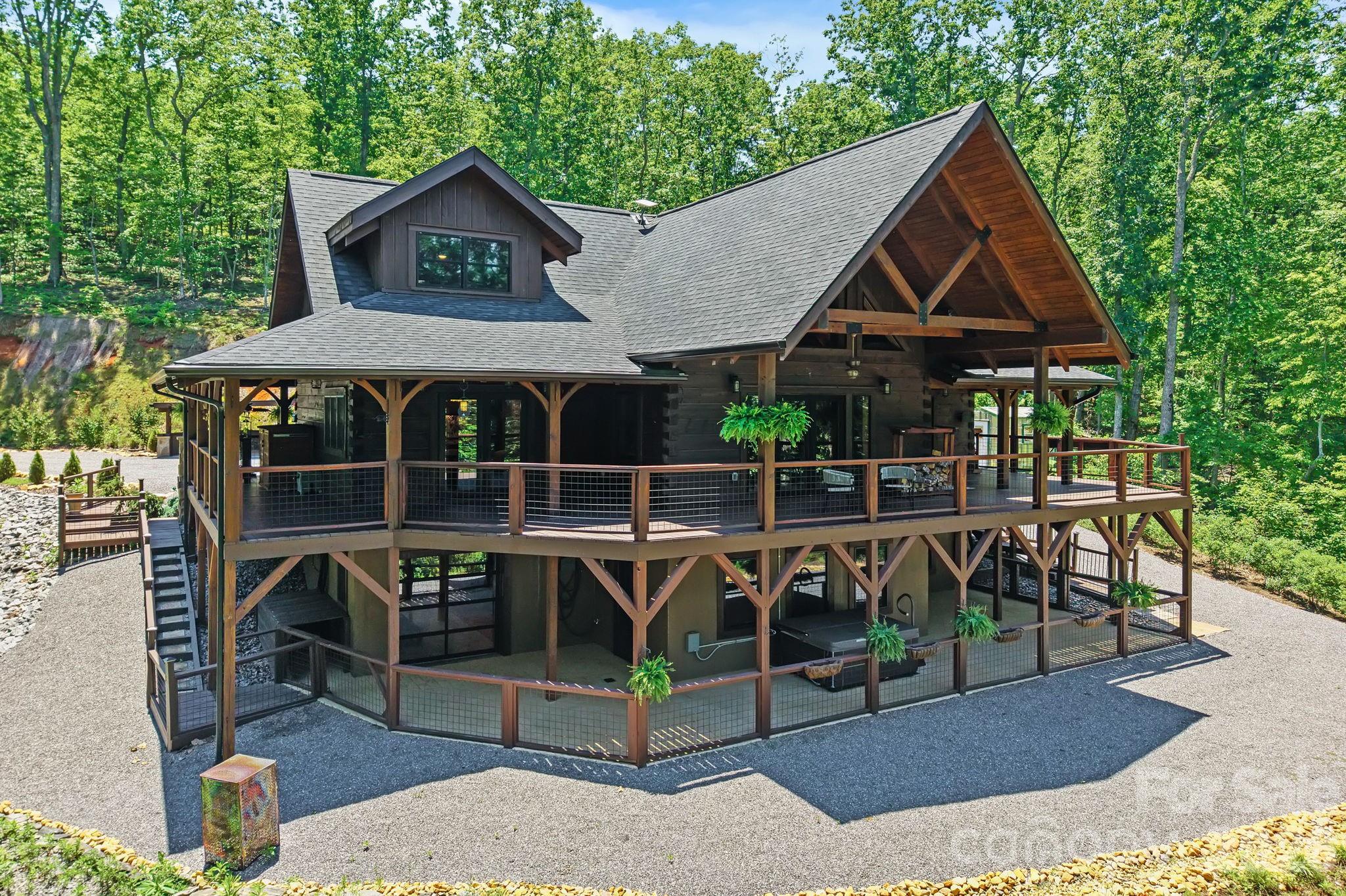 745 Mossy Oak Trail — Nebo