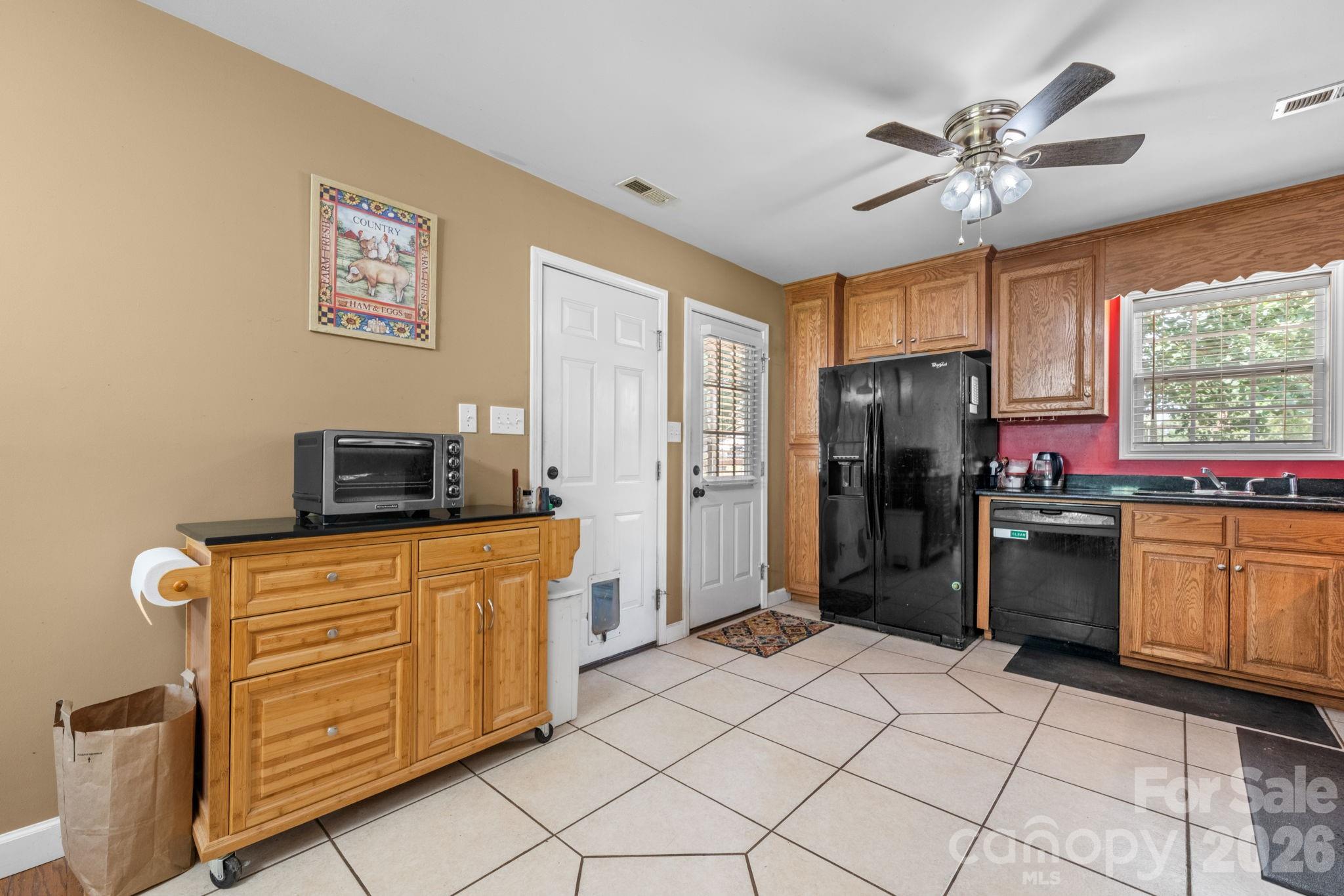 3844 Bridle Path Drive — Vale