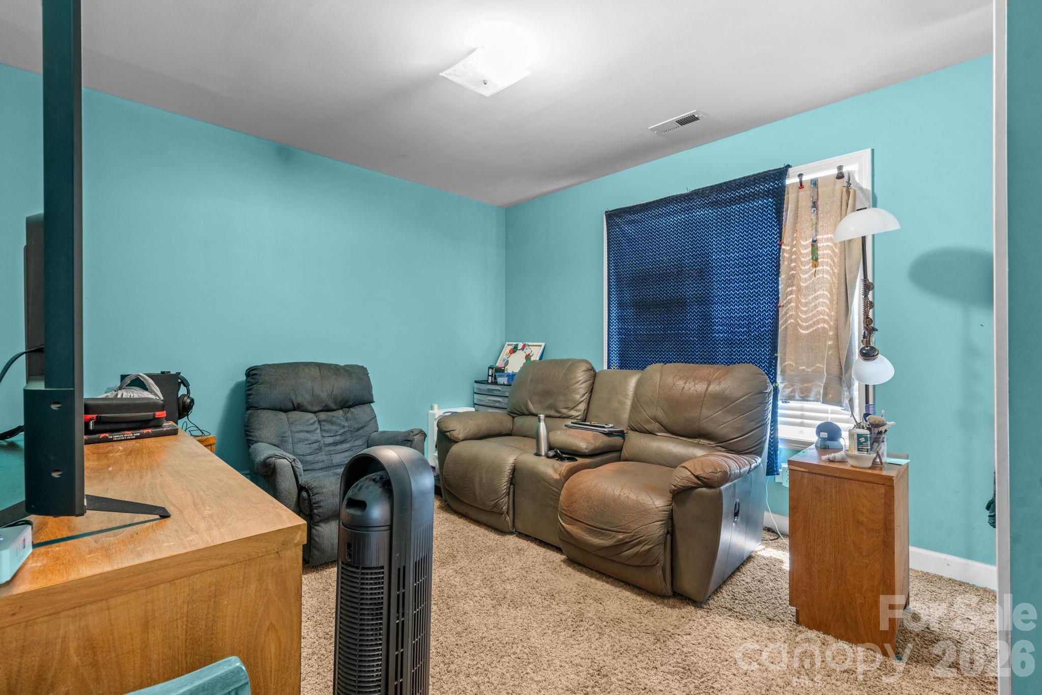 3844 Bridle Path Drive — Vale