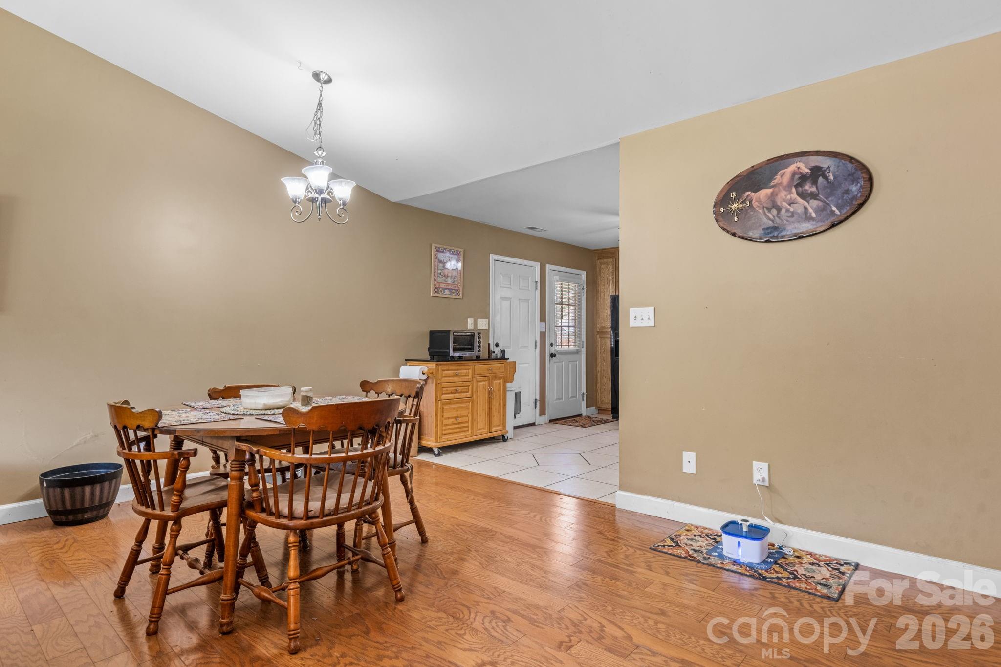 3844 Bridle Path Drive — Vale