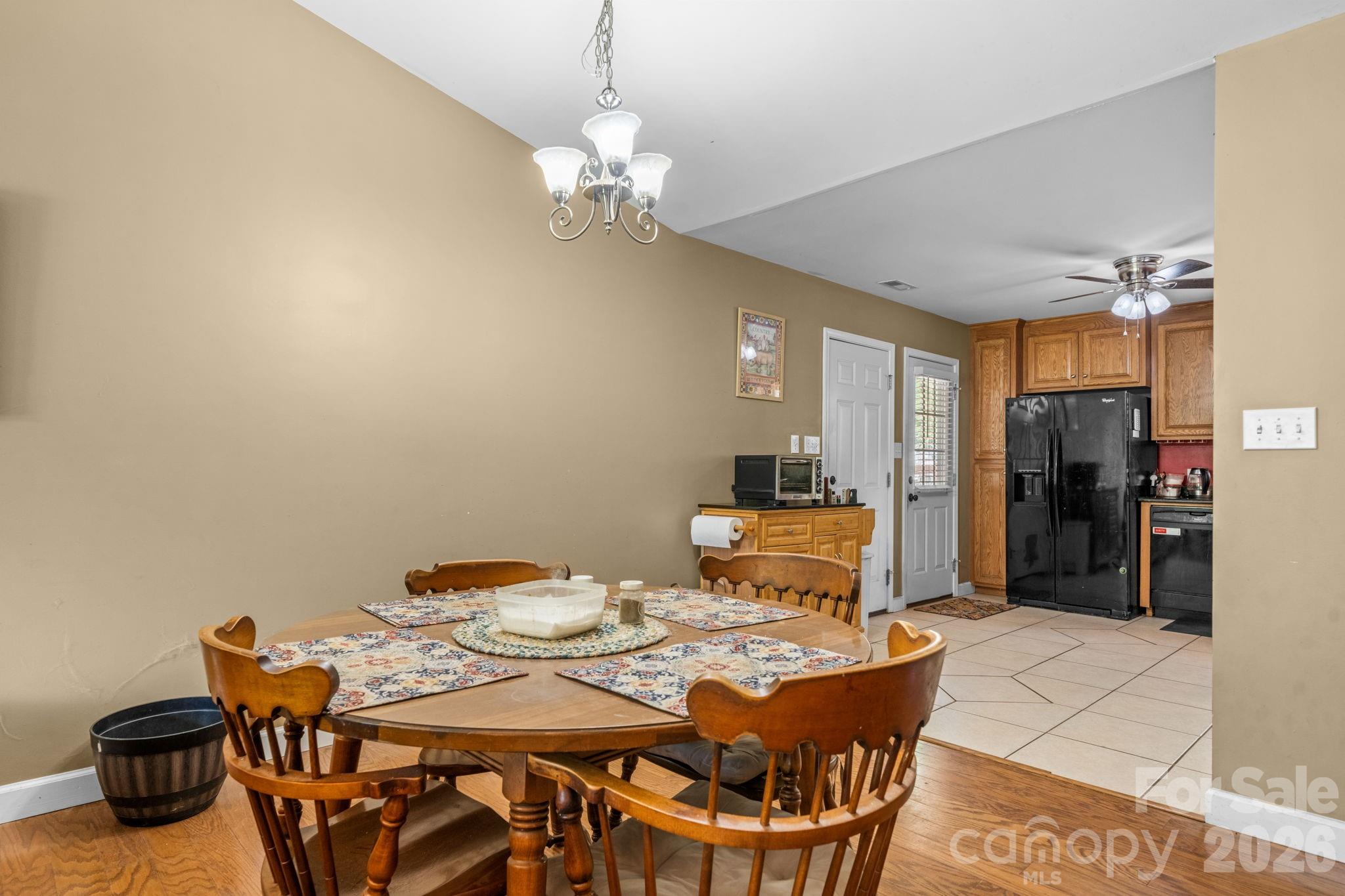 3844 Bridle Path Drive — Vale