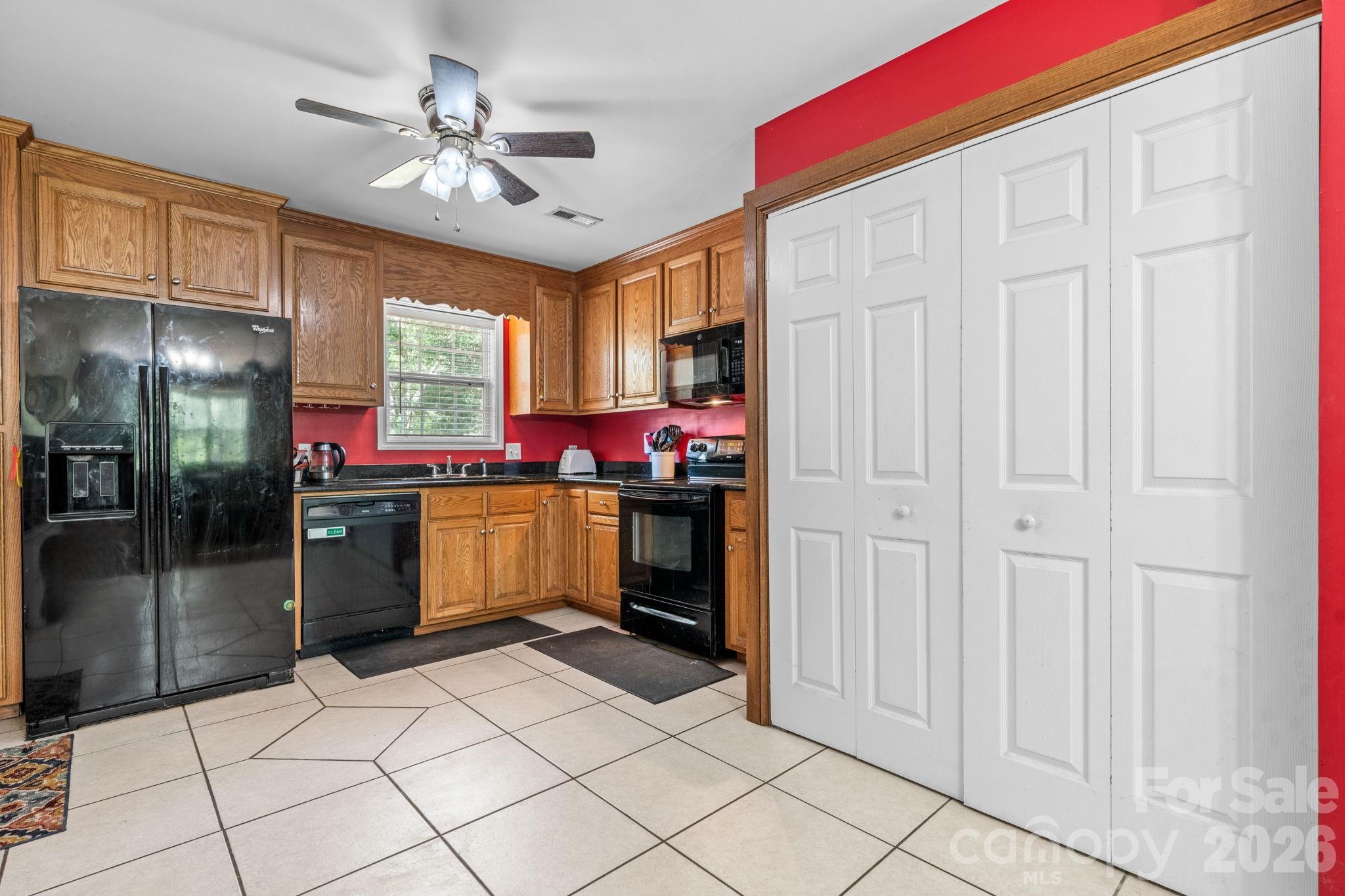 3844 Bridle Path Drive — Vale