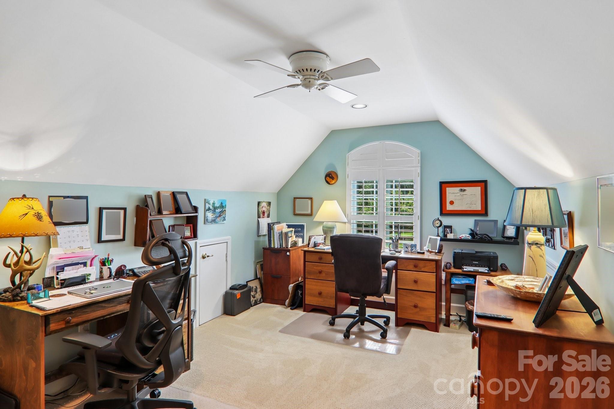54 Victoria Park Drive — Hendersonville