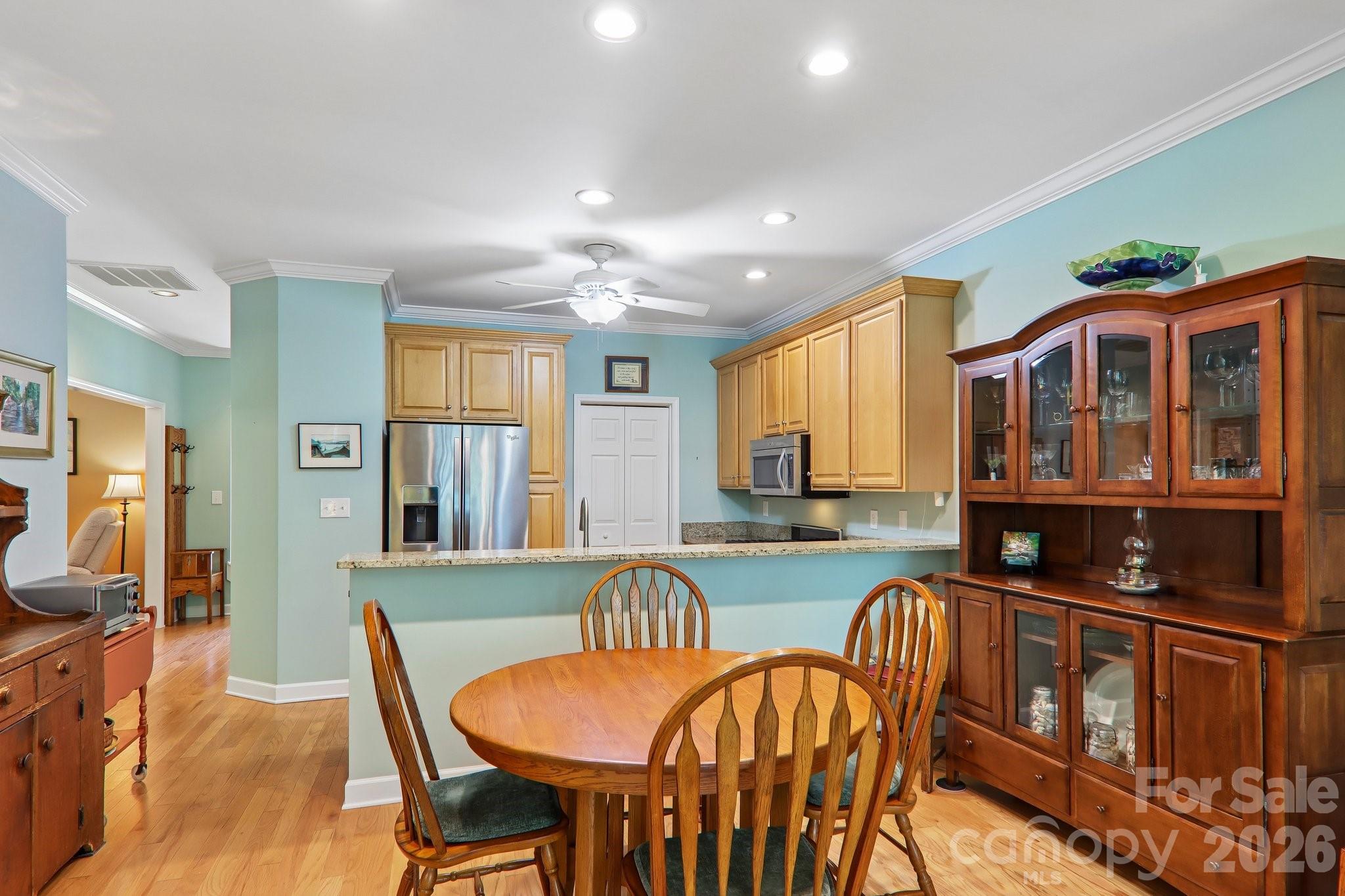 54 Victoria Park Drive — Hendersonville