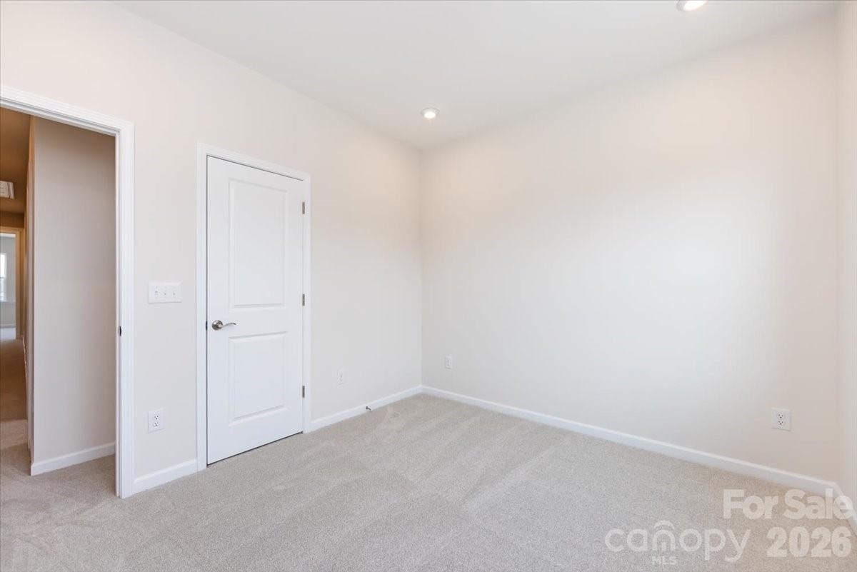 3013 Circles End — Charlotte