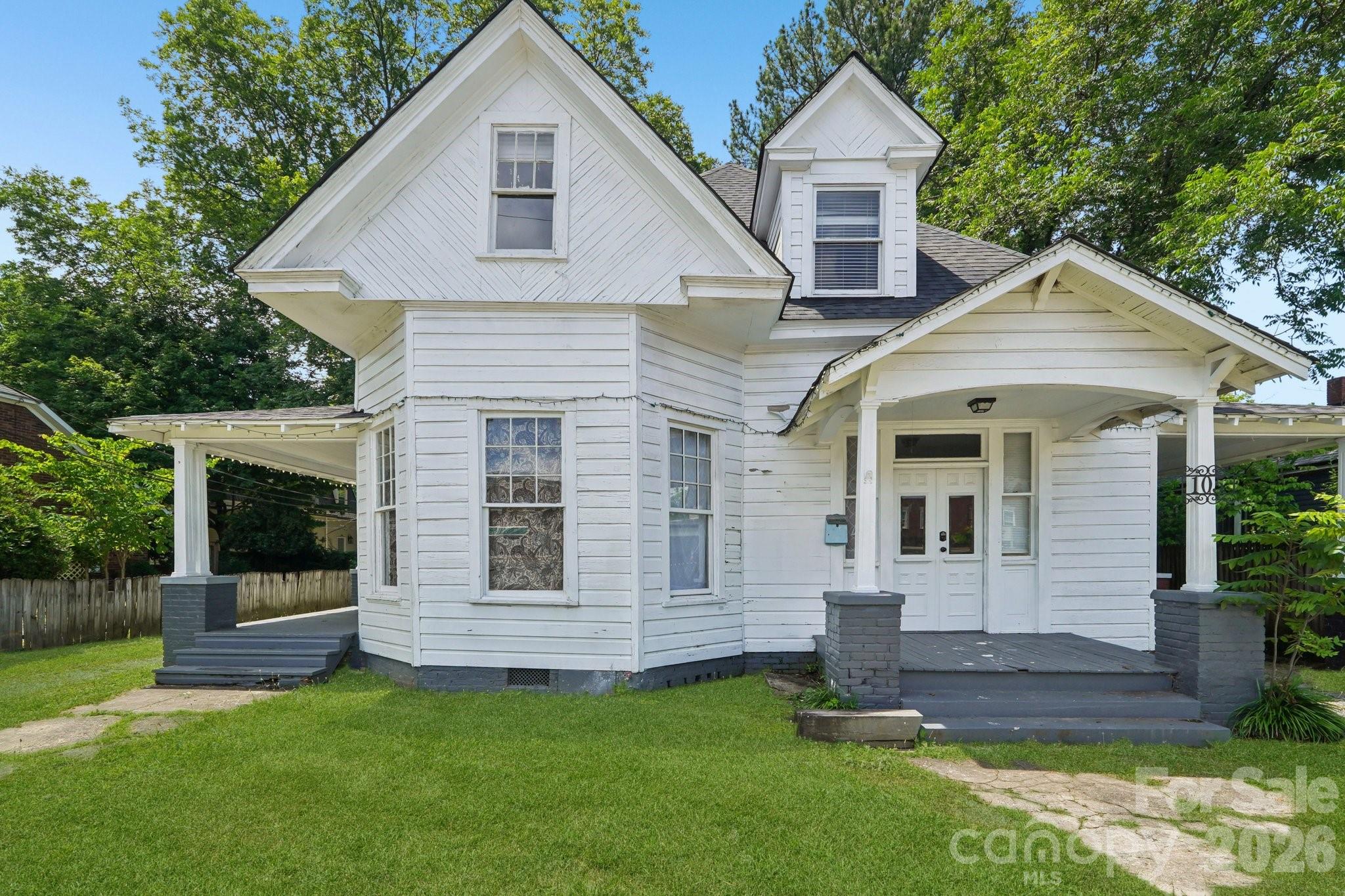 105 W Houston Street — Monroe