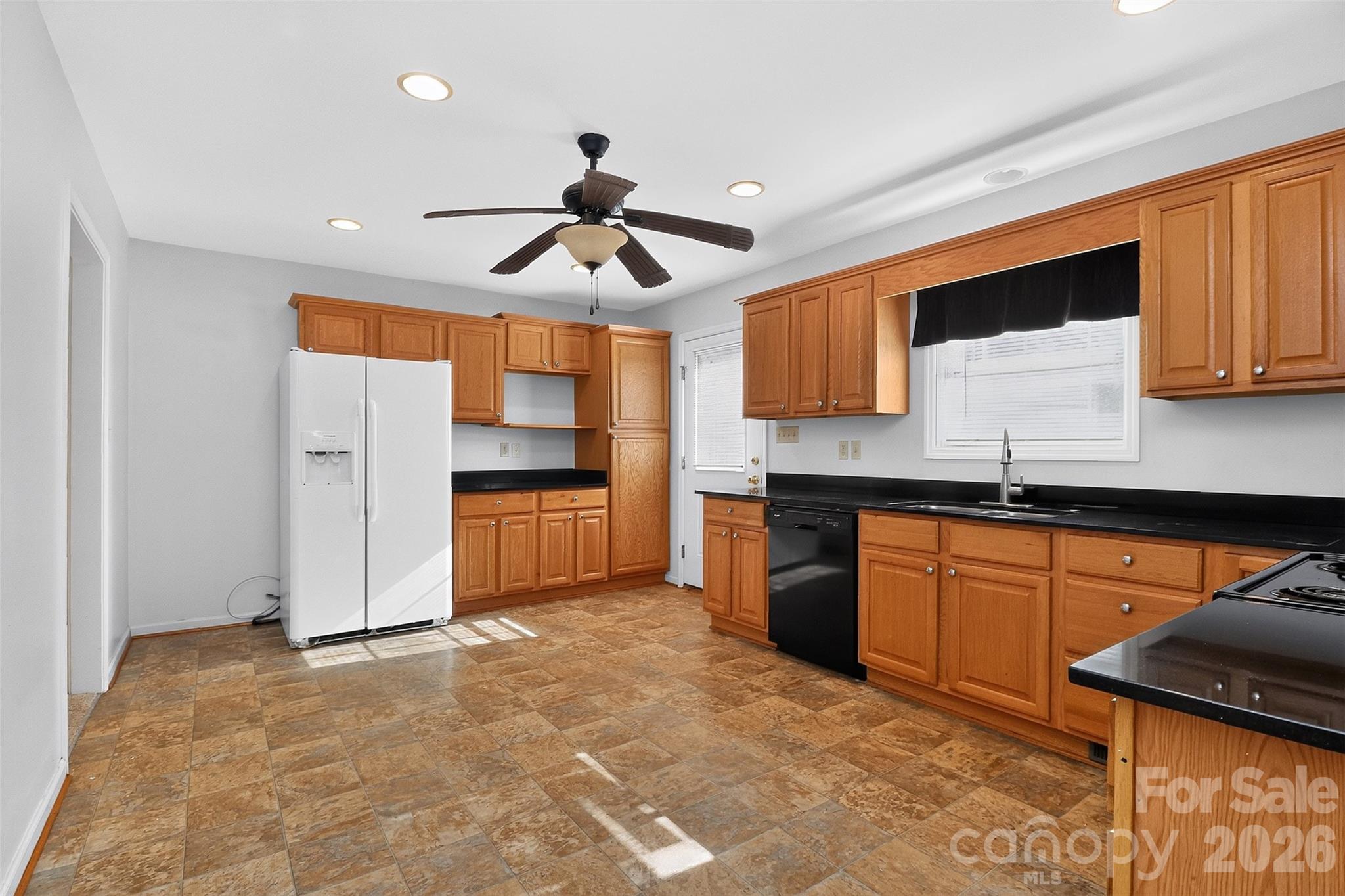 221 S Potter Road — Lancaster