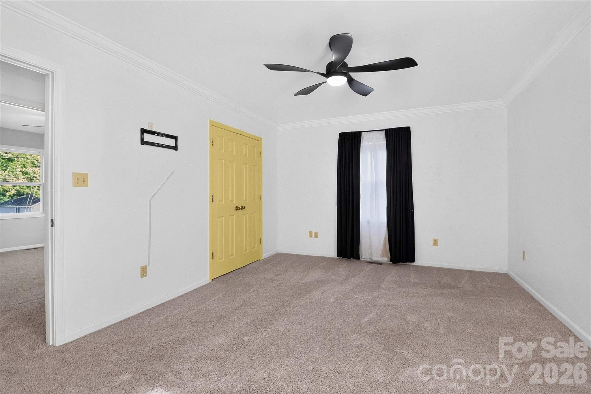 221 S Potter Road — Lancaster