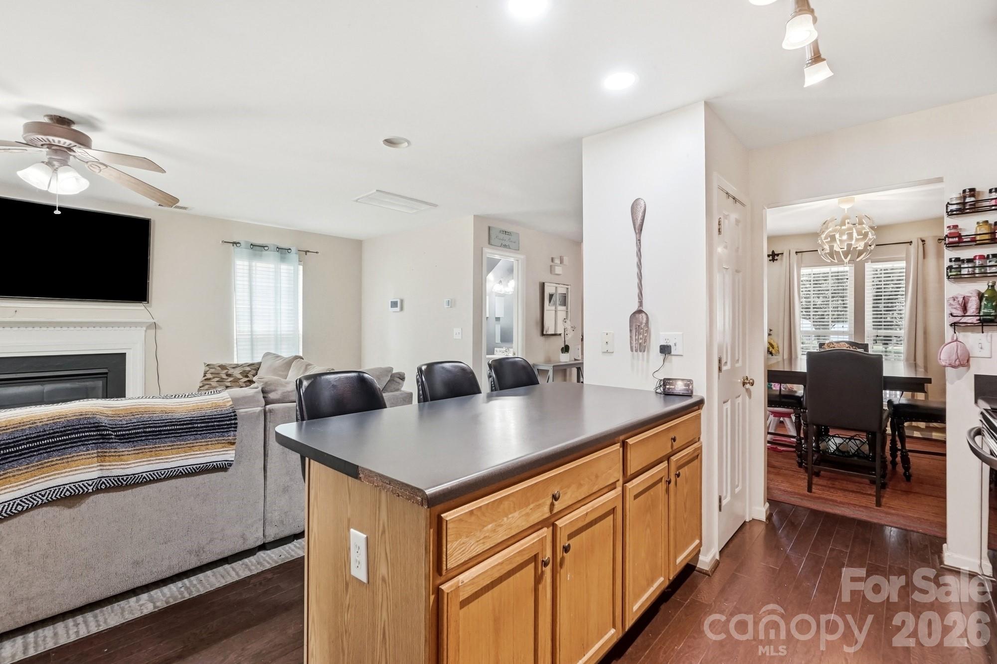 4008 Brandie Glen Road — Charlotte