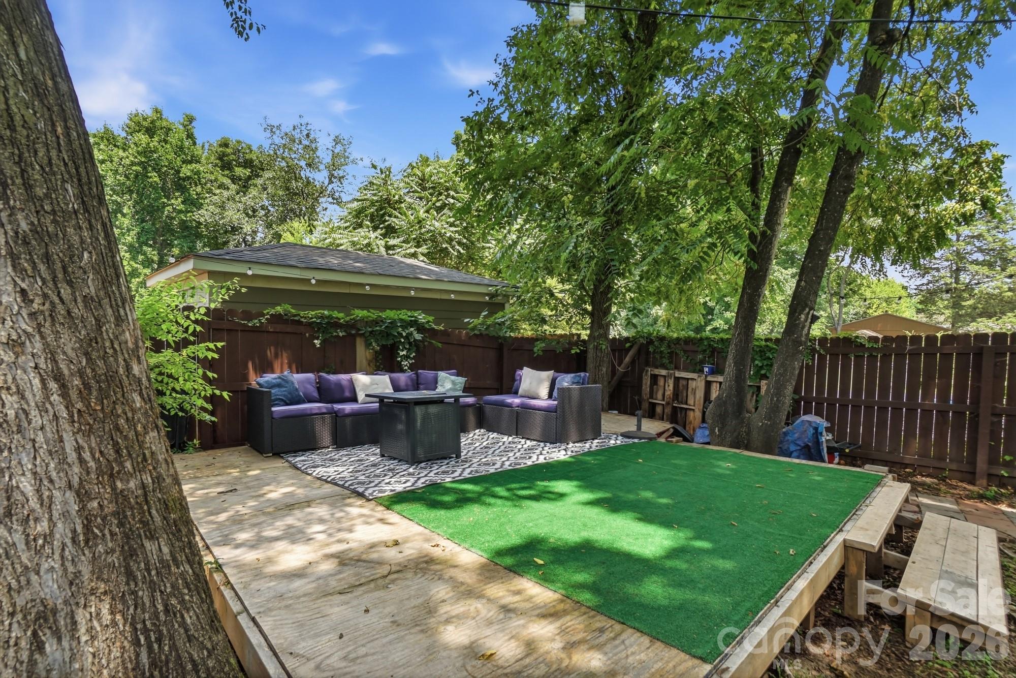 4008 Brandie Glen Road — Charlotte