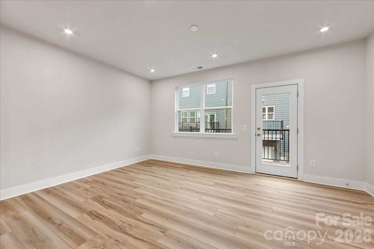 6008 Pivot Court — Charlotte