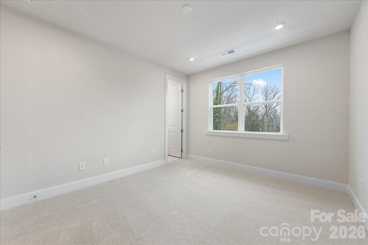 6008 Pivot Court — Charlotte