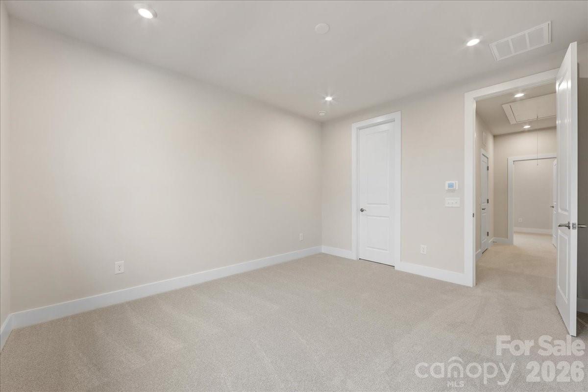 6008 Pivot Court — Charlotte