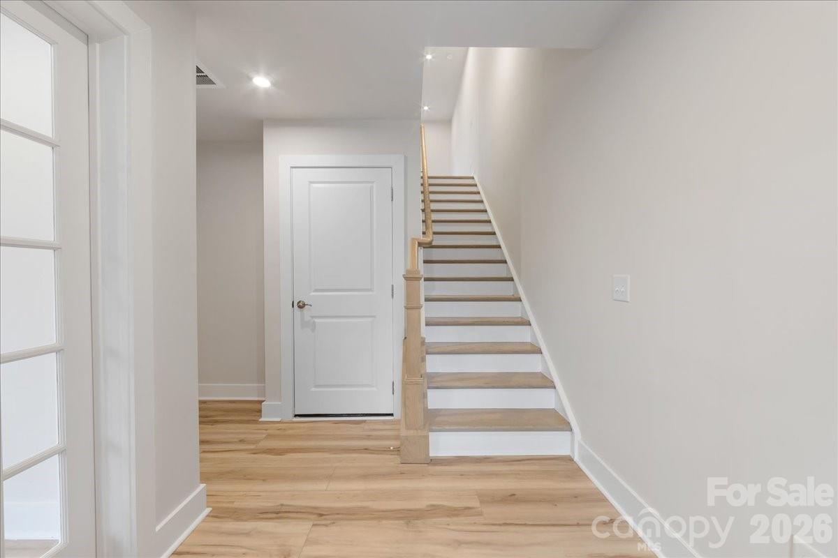 6008 Pivot Court — Charlotte
