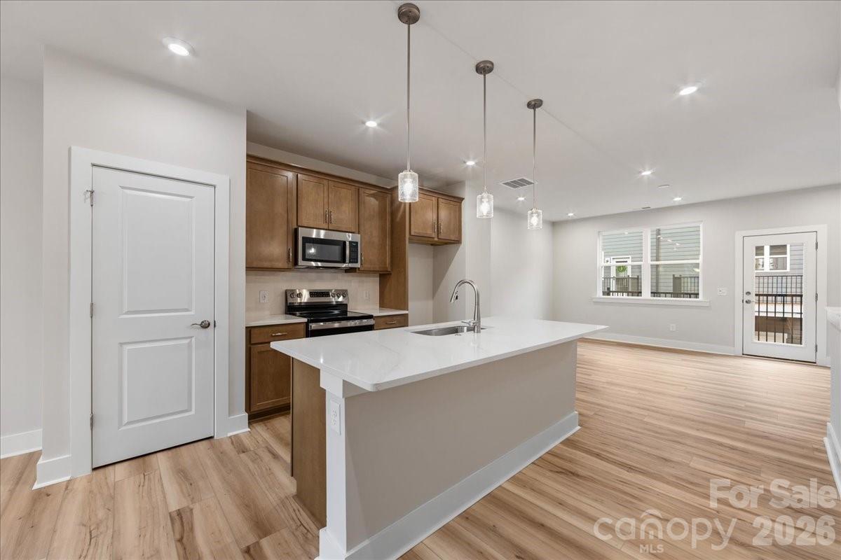 6008 Pivot Court — Charlotte