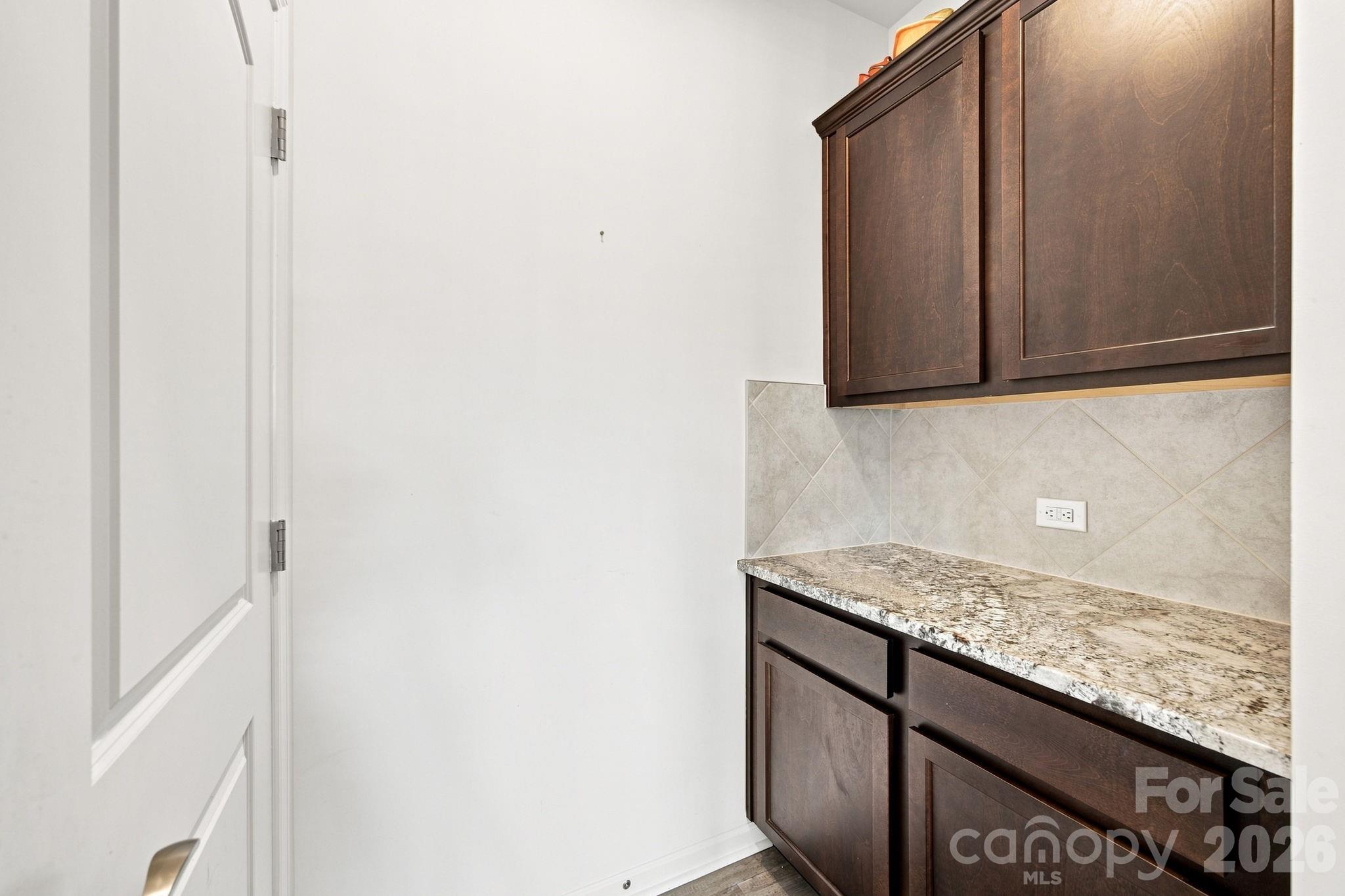 219 Canada Drive — Statesville