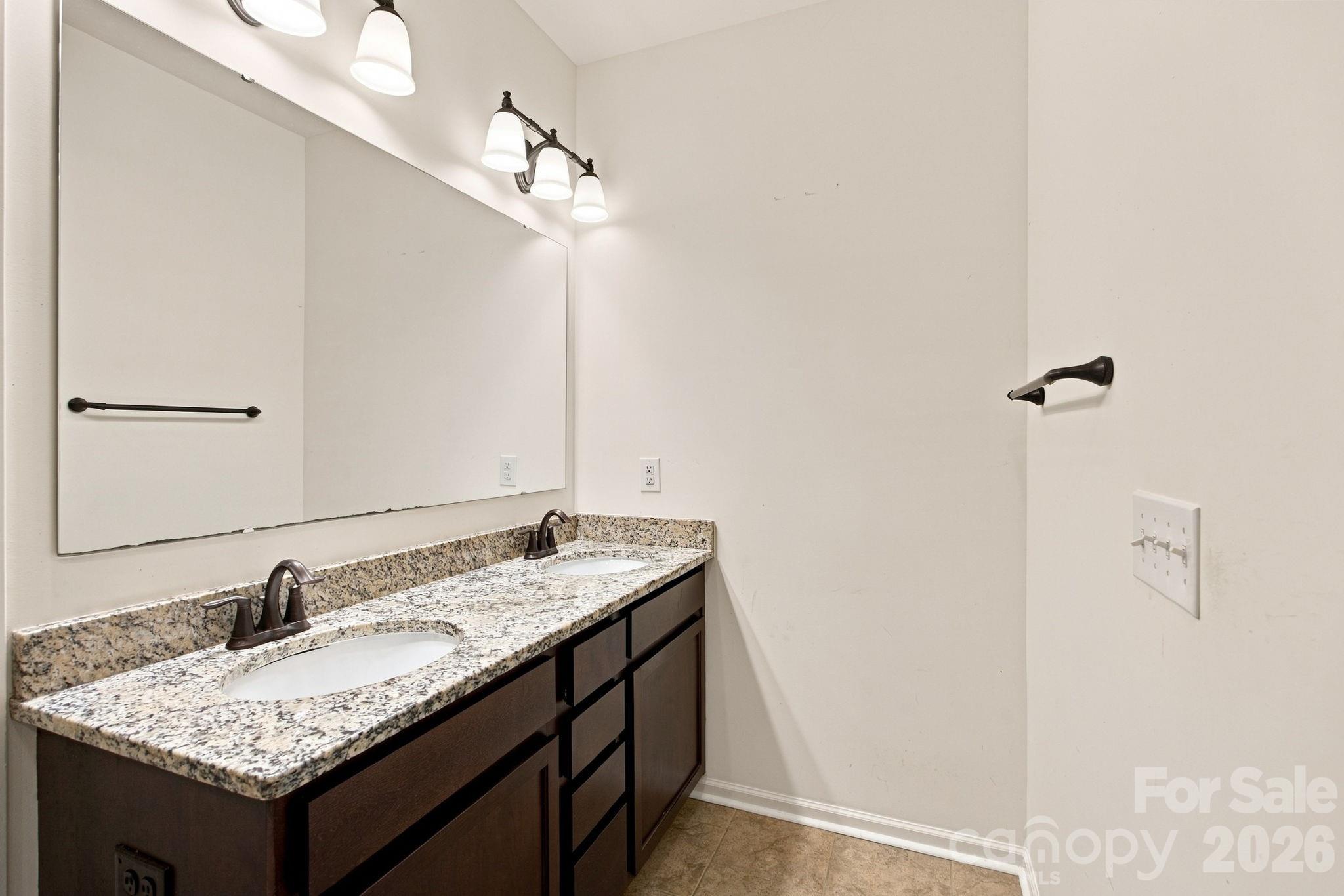 219 Canada Drive — Statesville