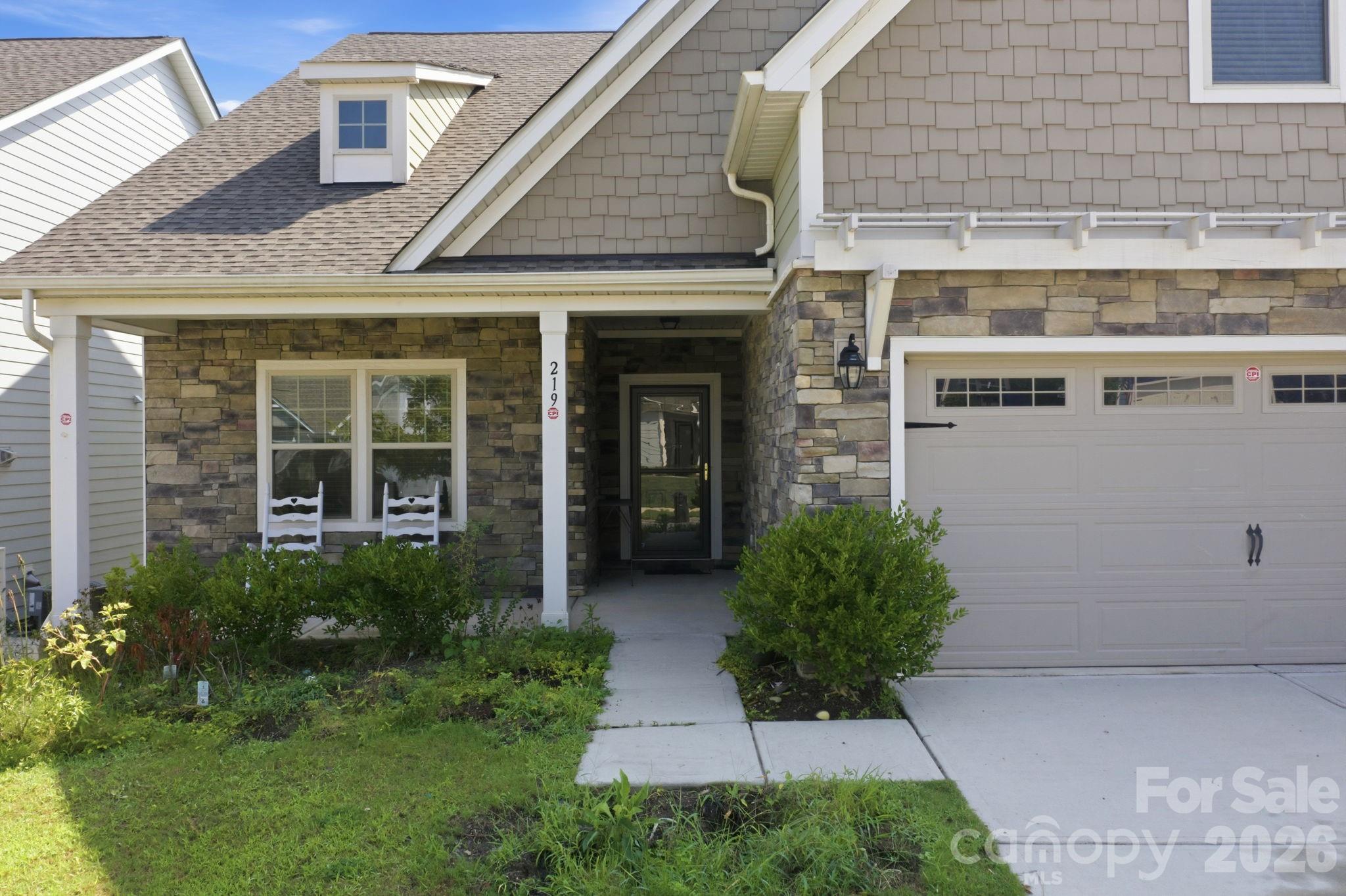 219 Canada Drive — Statesville