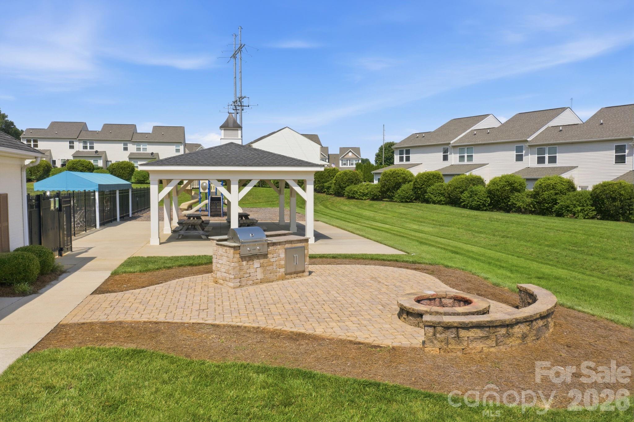 219 Canada Drive — Statesville