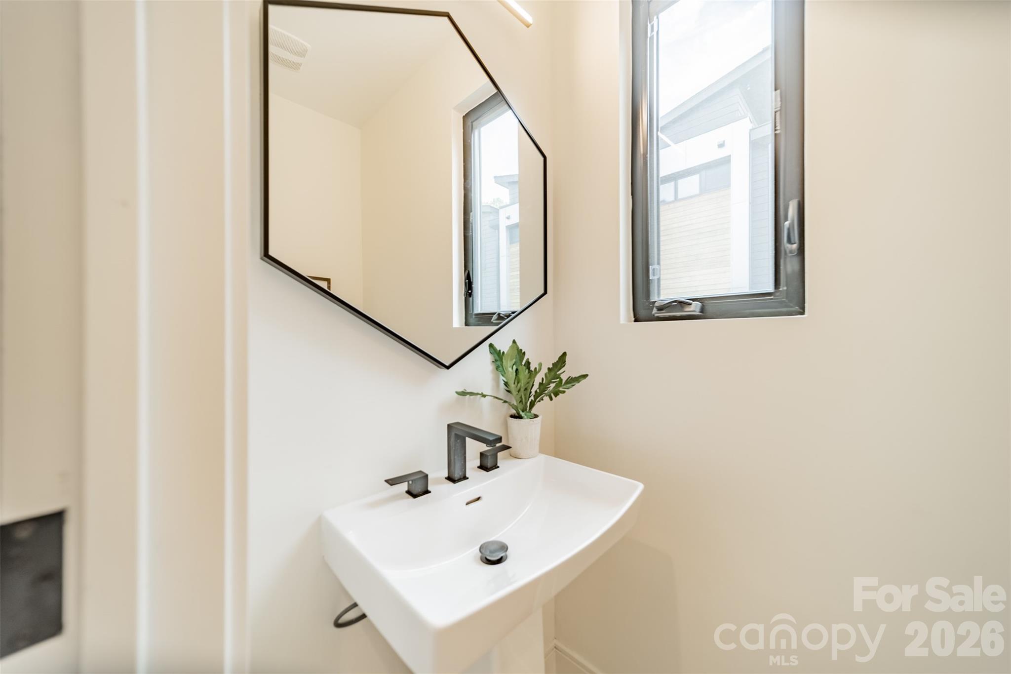 3305 Spencer Street — Charlotte