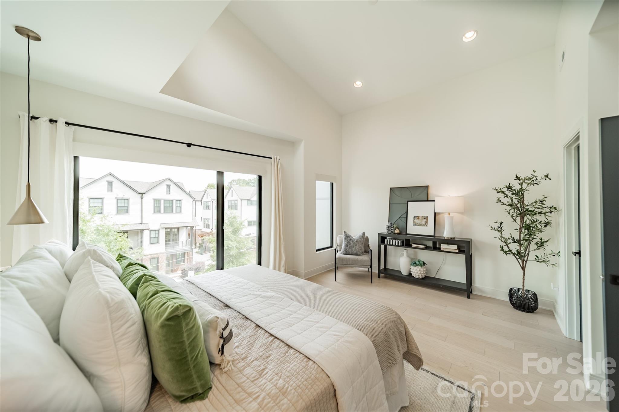 3305 Spencer Street — Charlotte