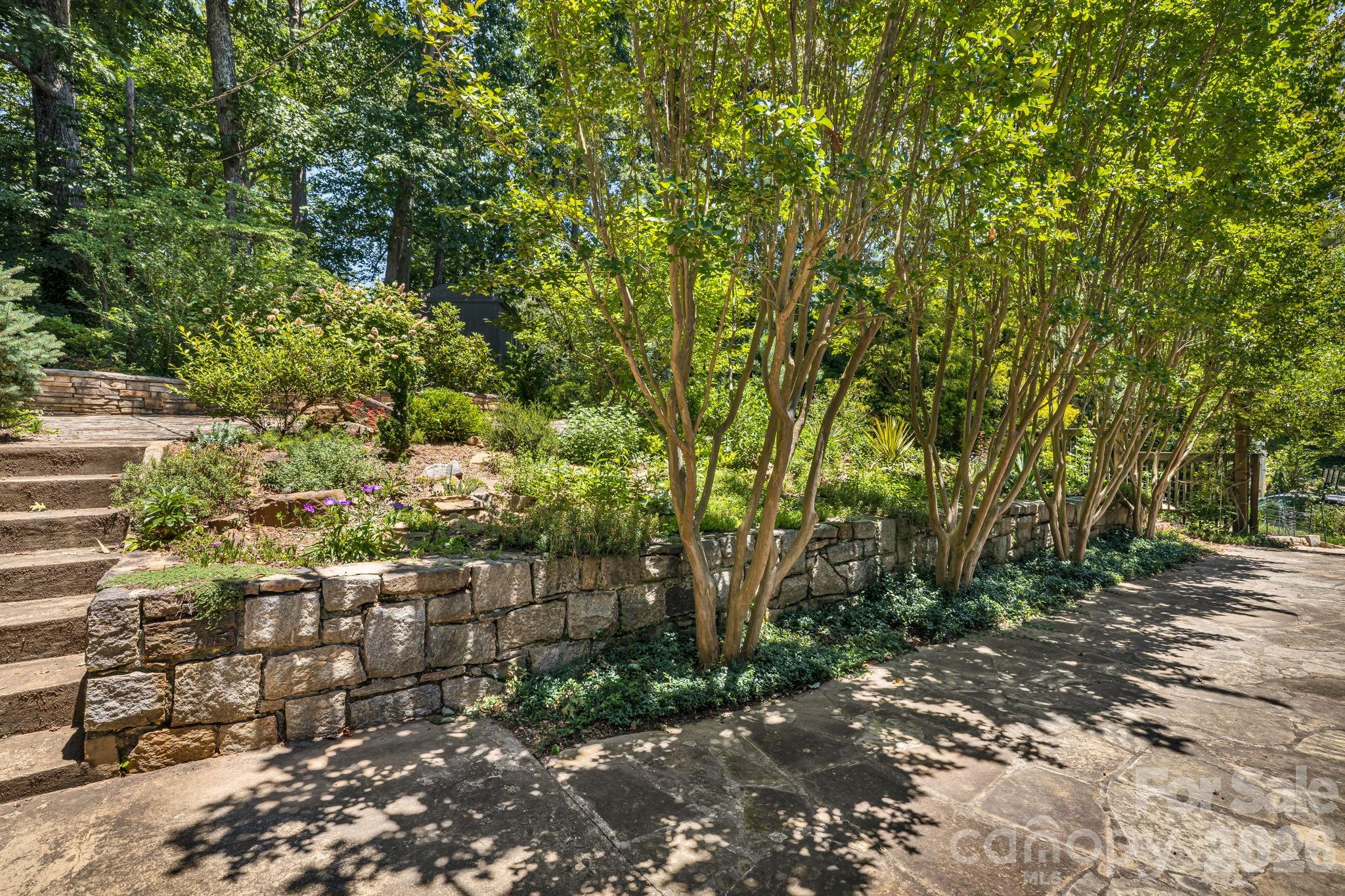 78 Grovewood Road — Asheville
