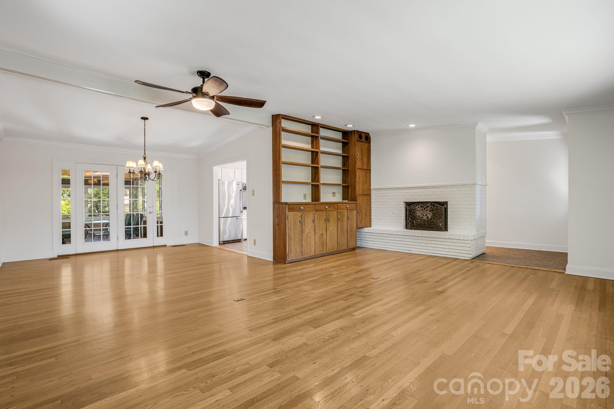 78 Grovewood Road — Asheville