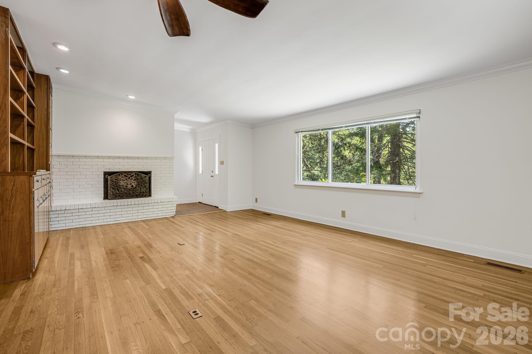 78 Grovewood Road — Asheville