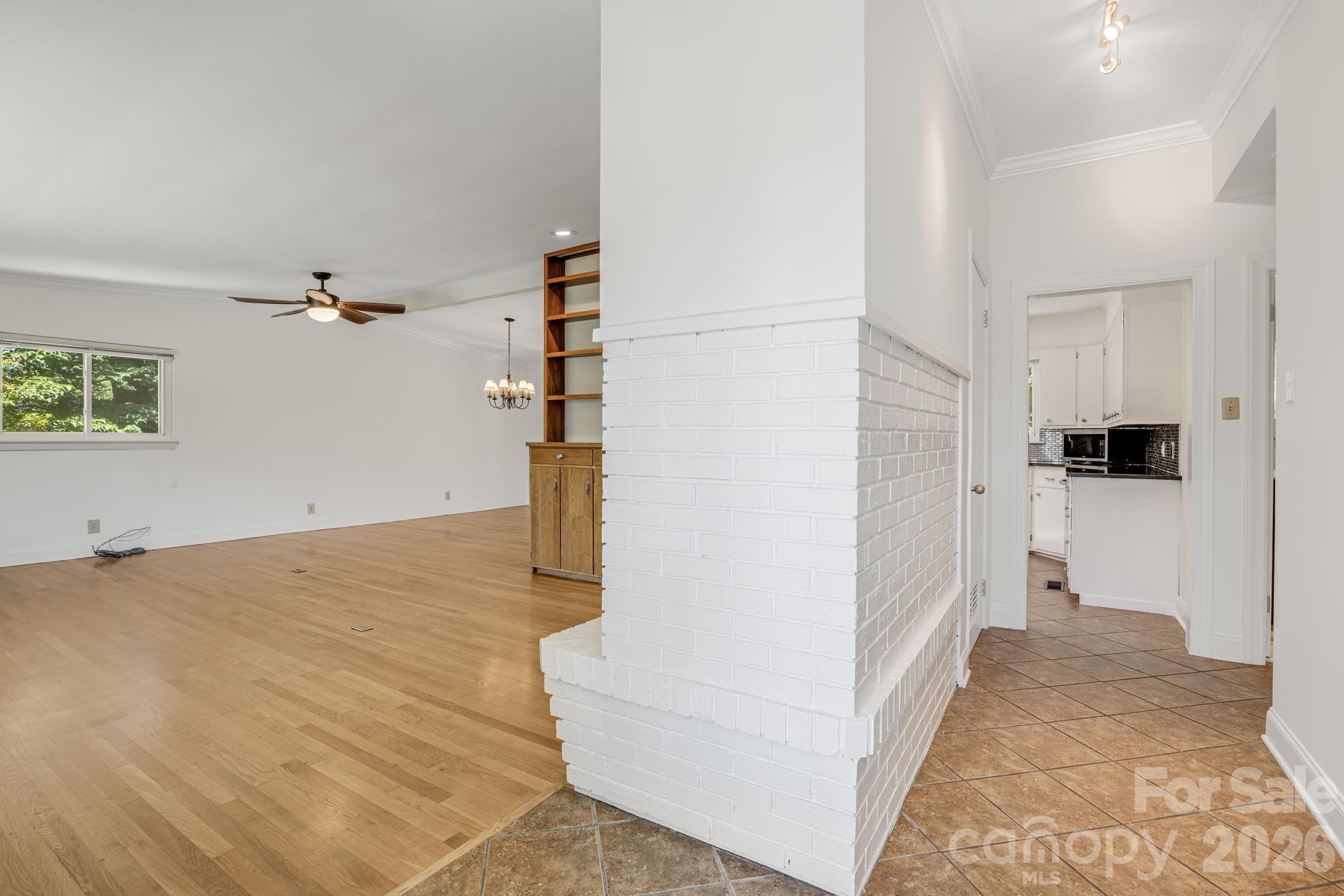 78 Grovewood Road — Asheville