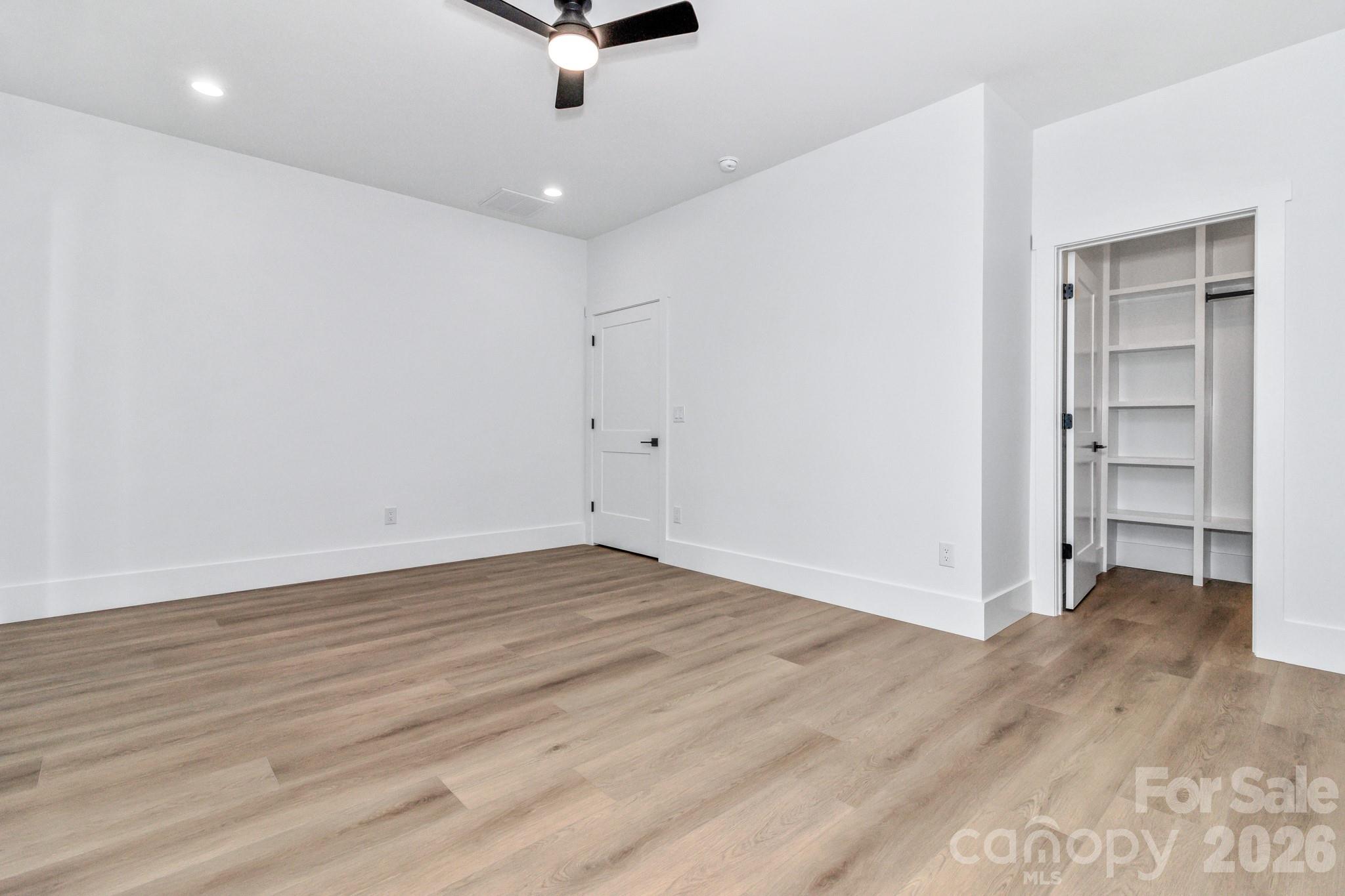 80 Goldenwood Lane — Mills River
