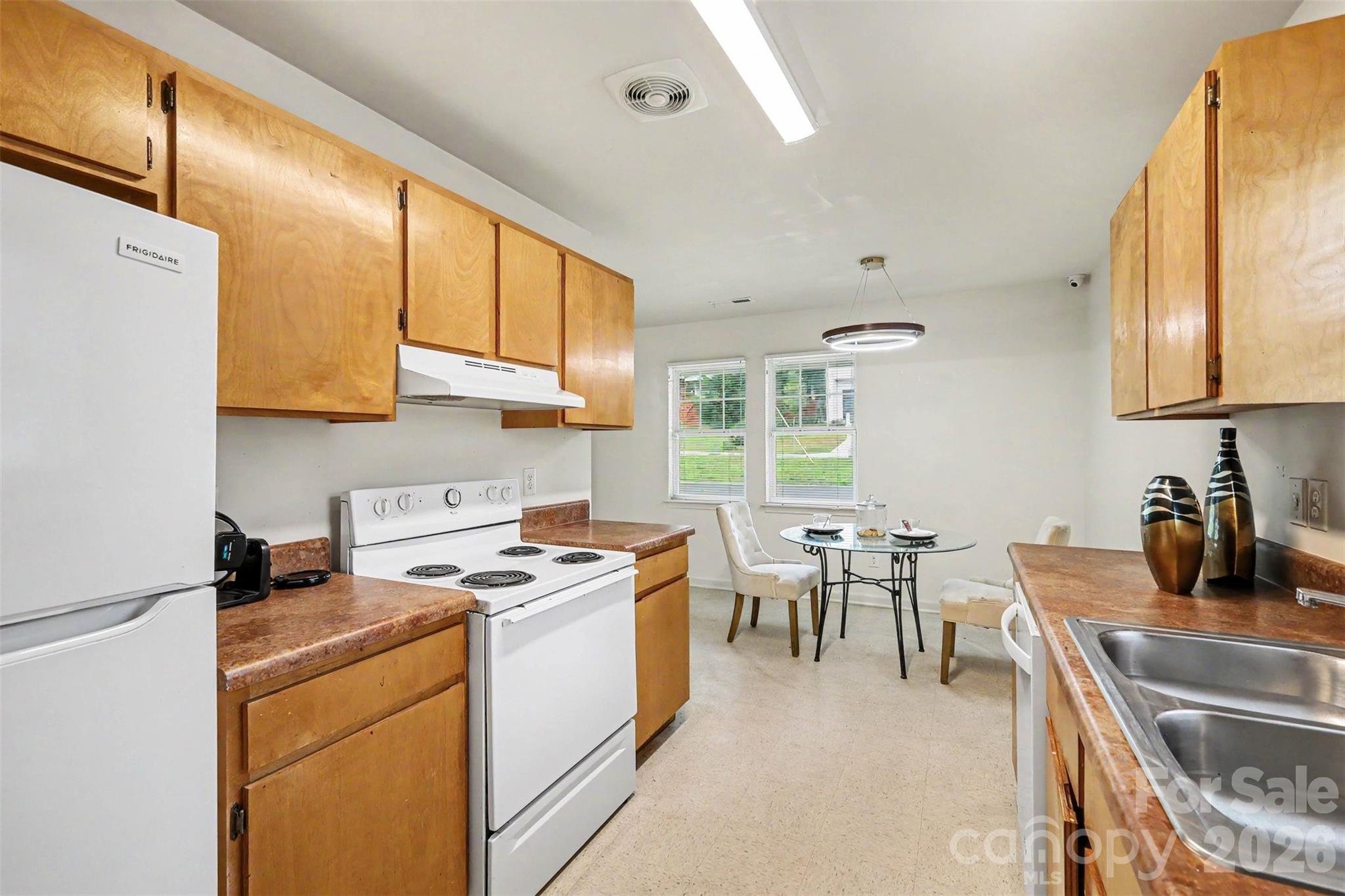 3608 Corbett Street — Charlotte