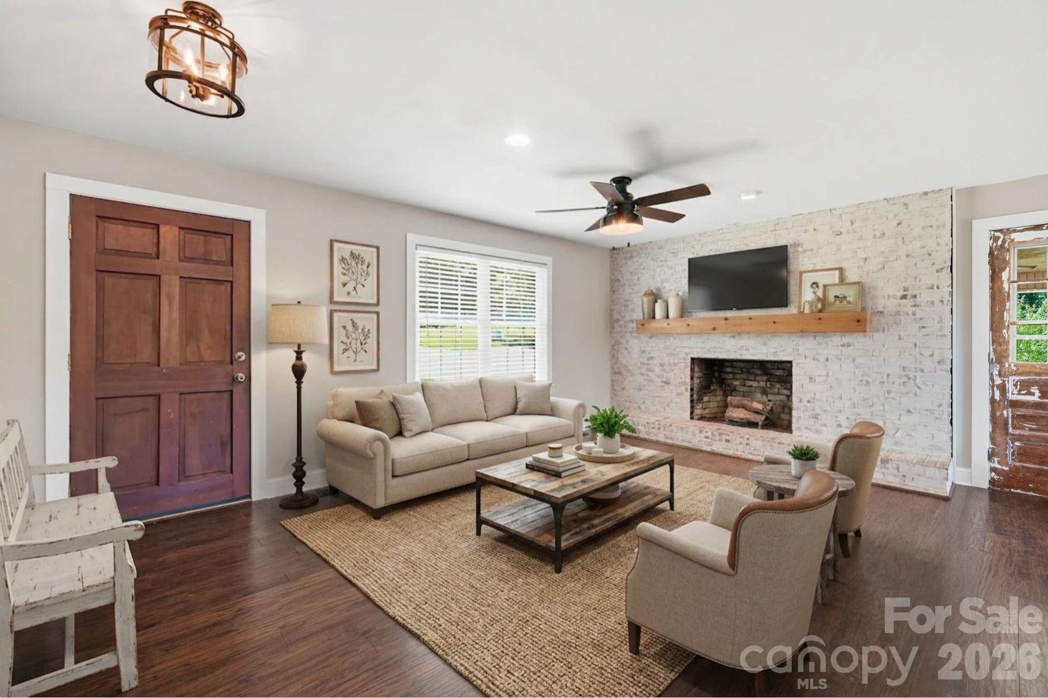 6878 Gracie Lane — Vale