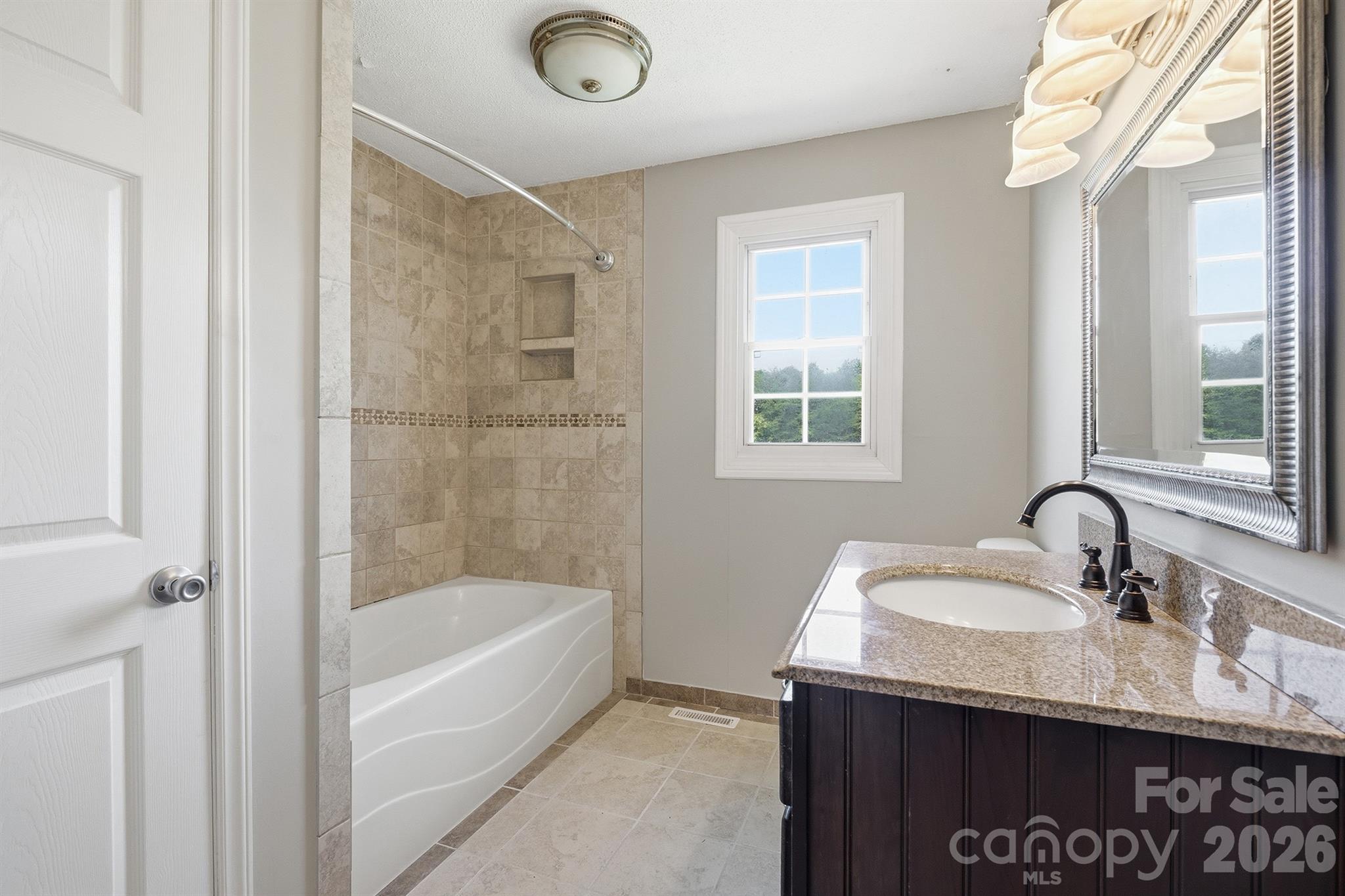 6878 Gracie Lane — Vale