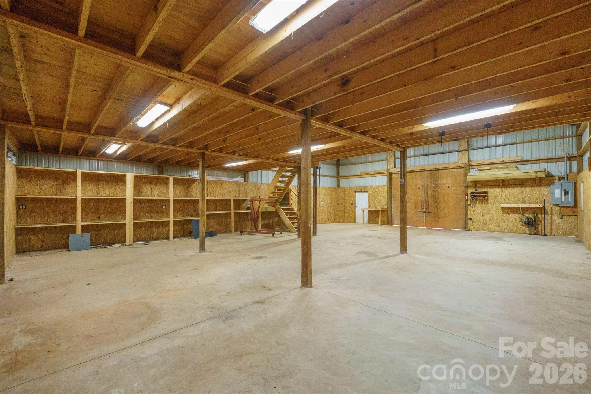 6878 Gracie Lane — Vale