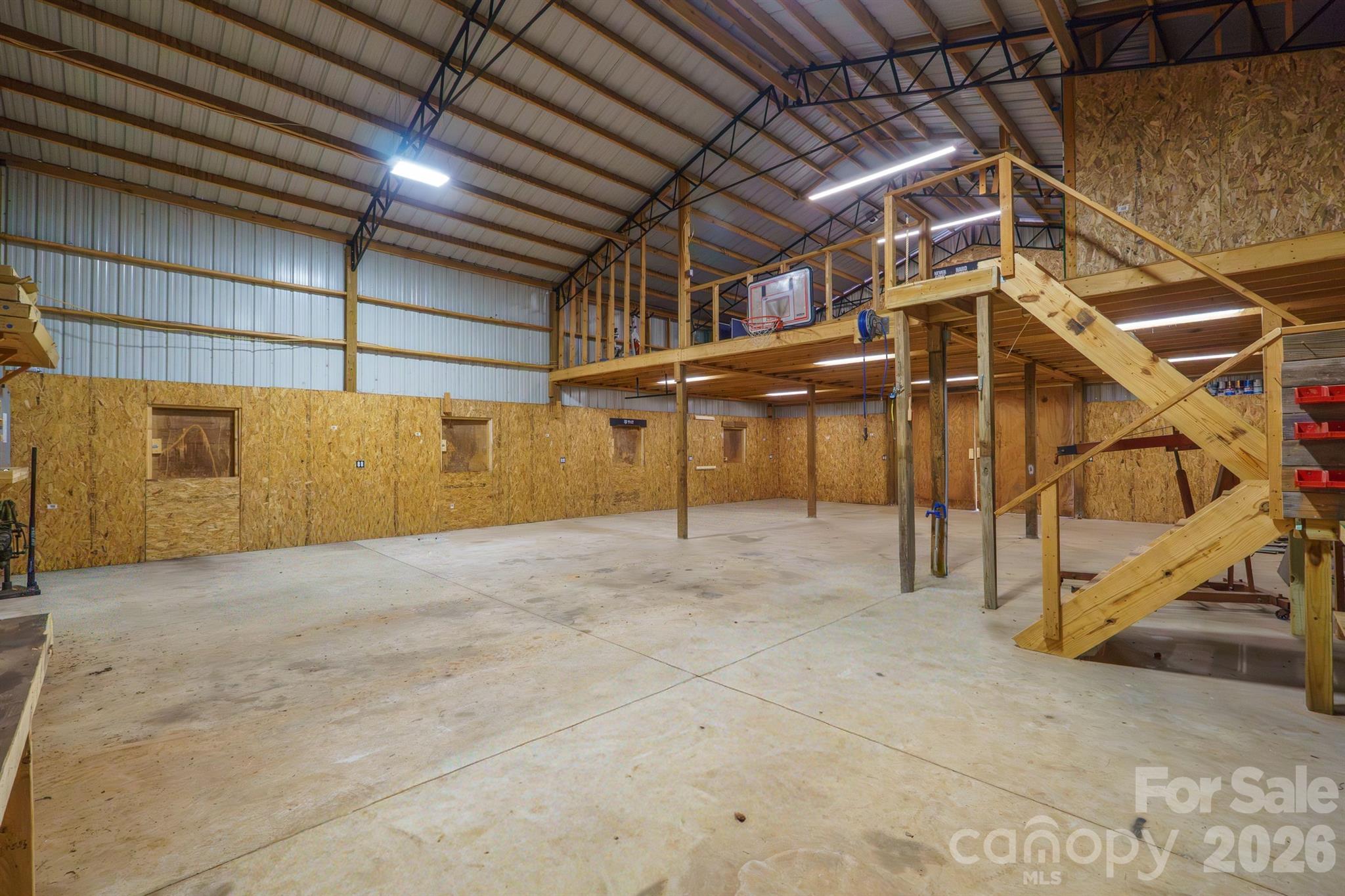 6878 Gracie Lane — Vale