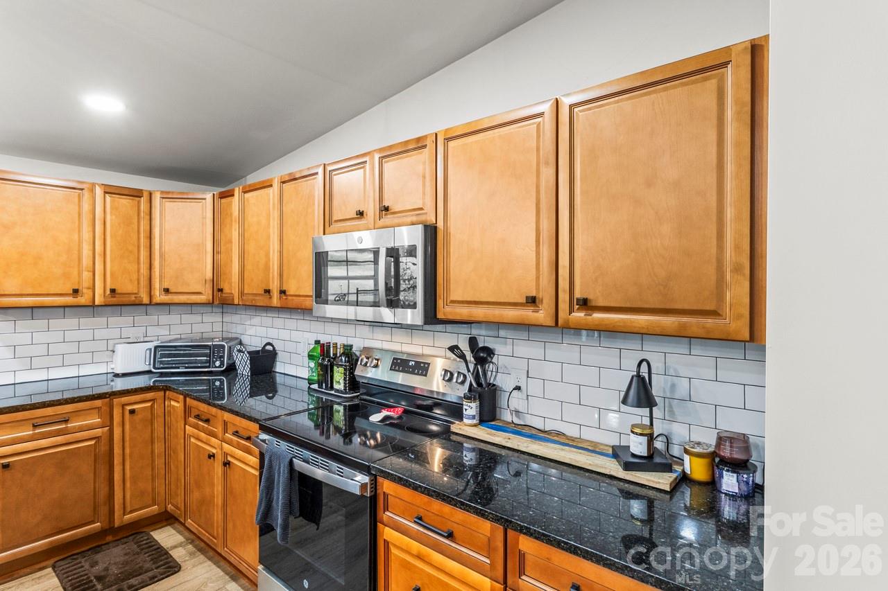 4265 Dry Pond Lane — Conover