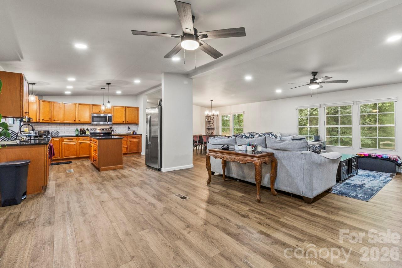 4265 Dry Pond Lane — Conover